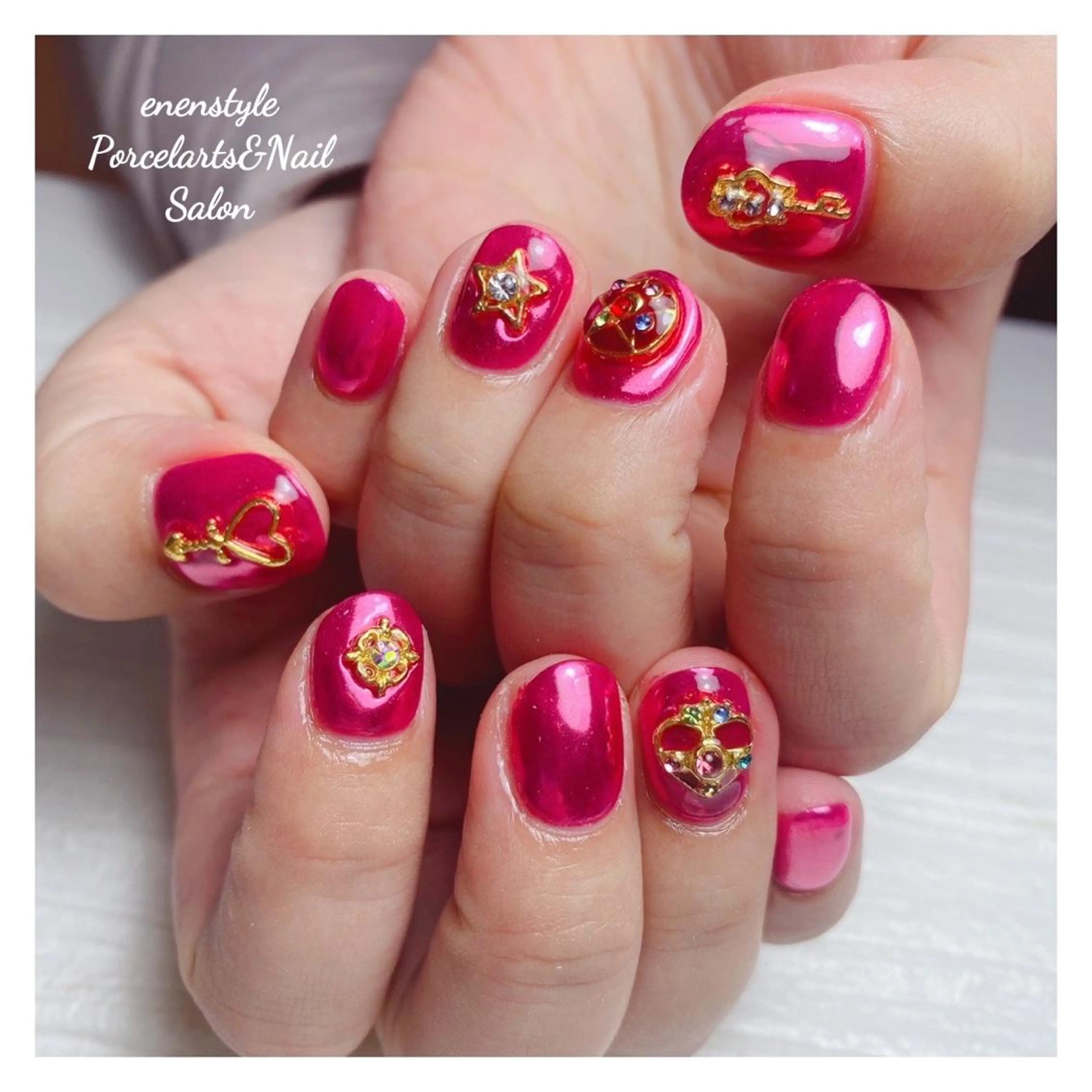 ミディアム ネイル 👑enen style👑のネイルデザイン