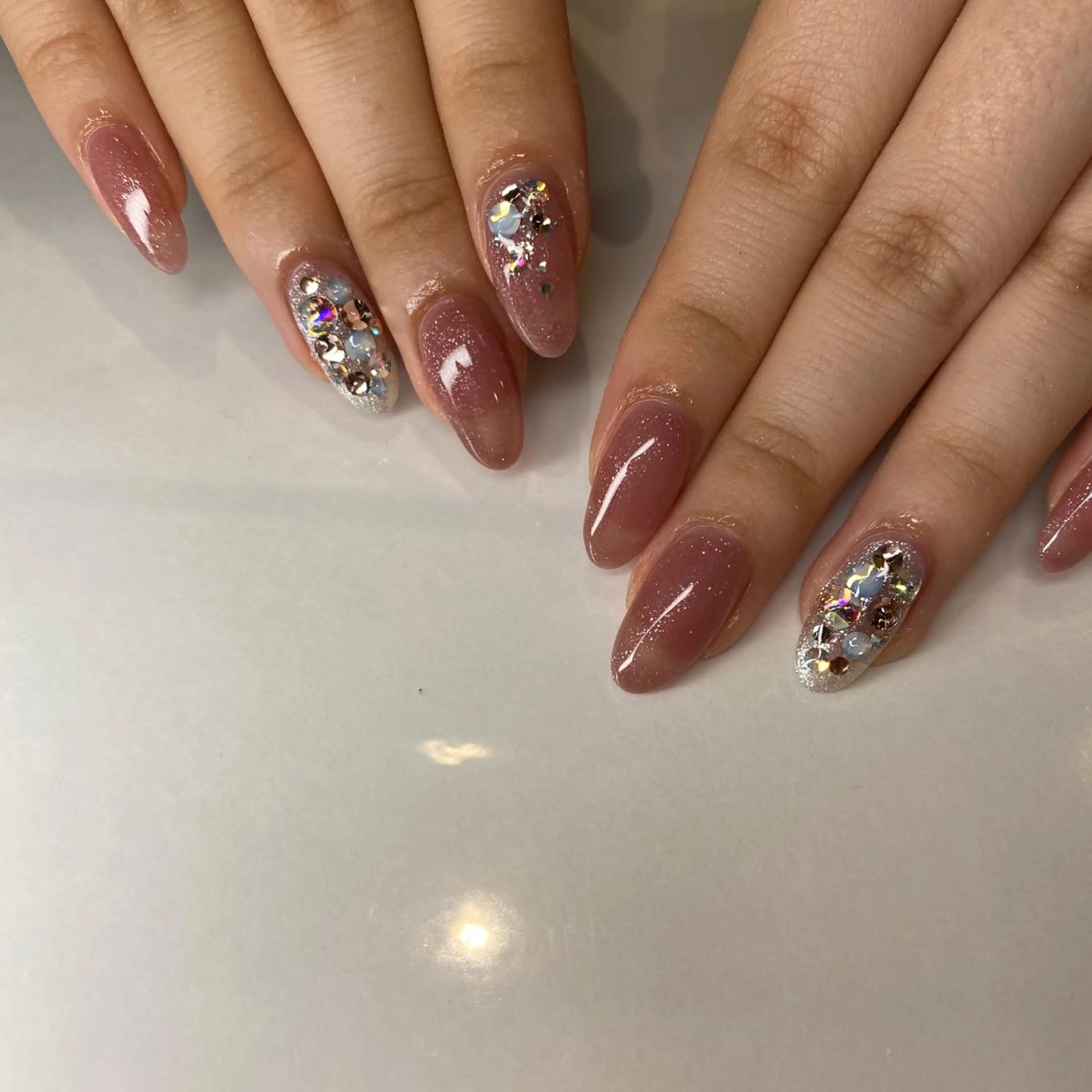 ネイル ストーンネイル ハンドネイル 鶴田୨ৎmaison de NALIのネイルデザイン