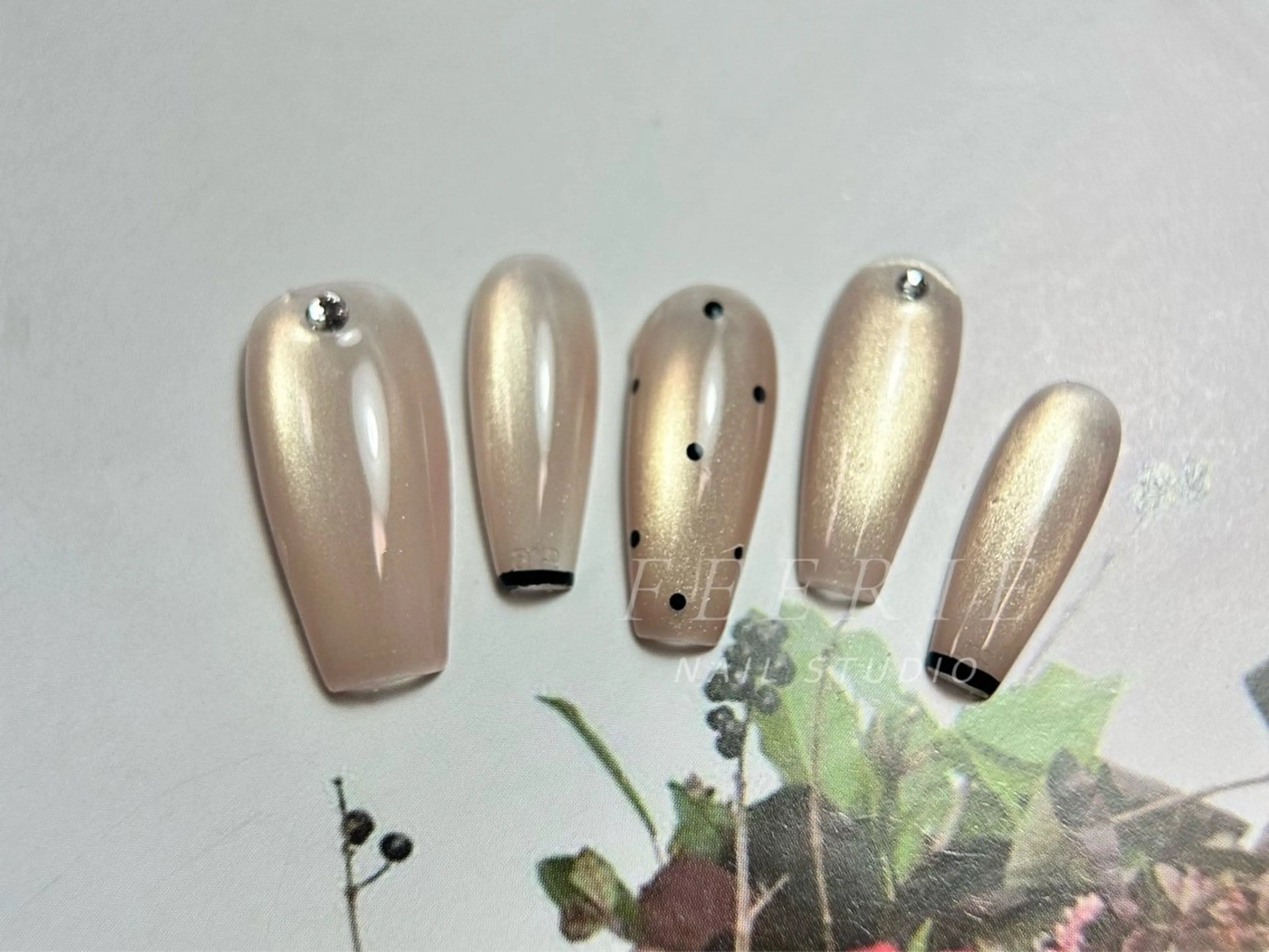 ネイル 成人式 長さ出し フットネイル フレンチネイル ジェルネイル ハンドネイル ハンドケア nail salon Feerieのネイルデザイン