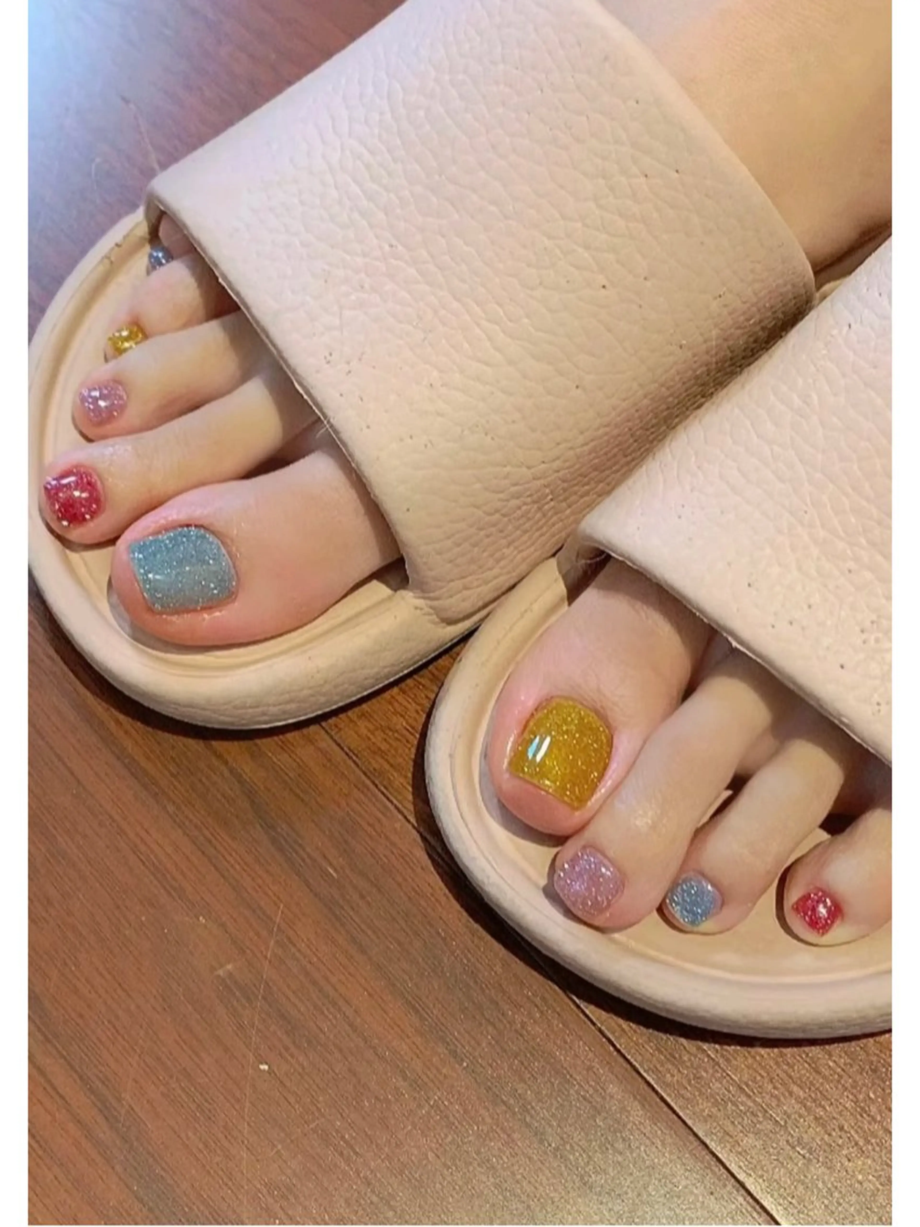 ネイル フットネイル H3 Nail Tsuki🦋💙のネイルデザイン