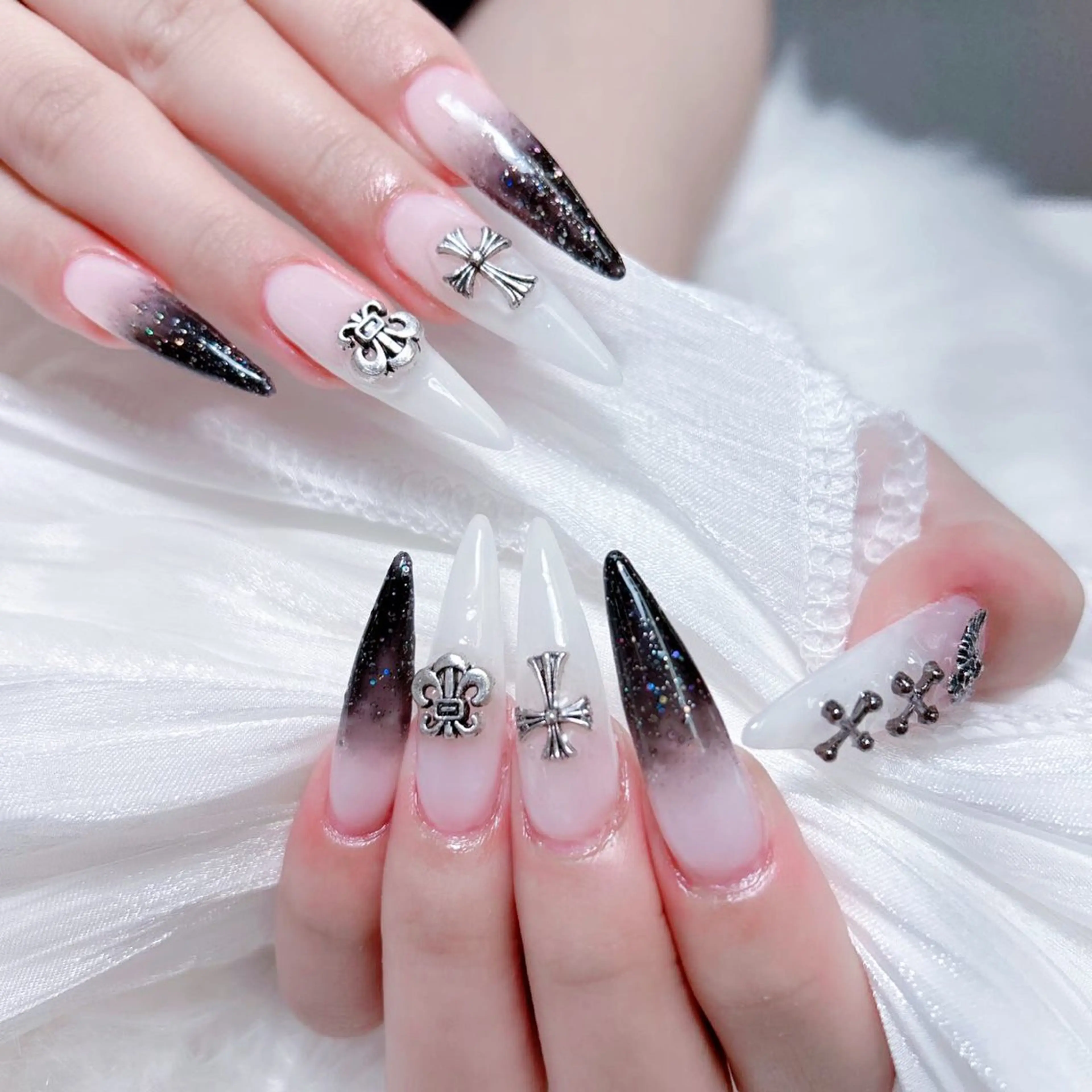 ネイル ハンドネイル 🎀Ｍ nails✨ ビューティーのネイルデザイン
