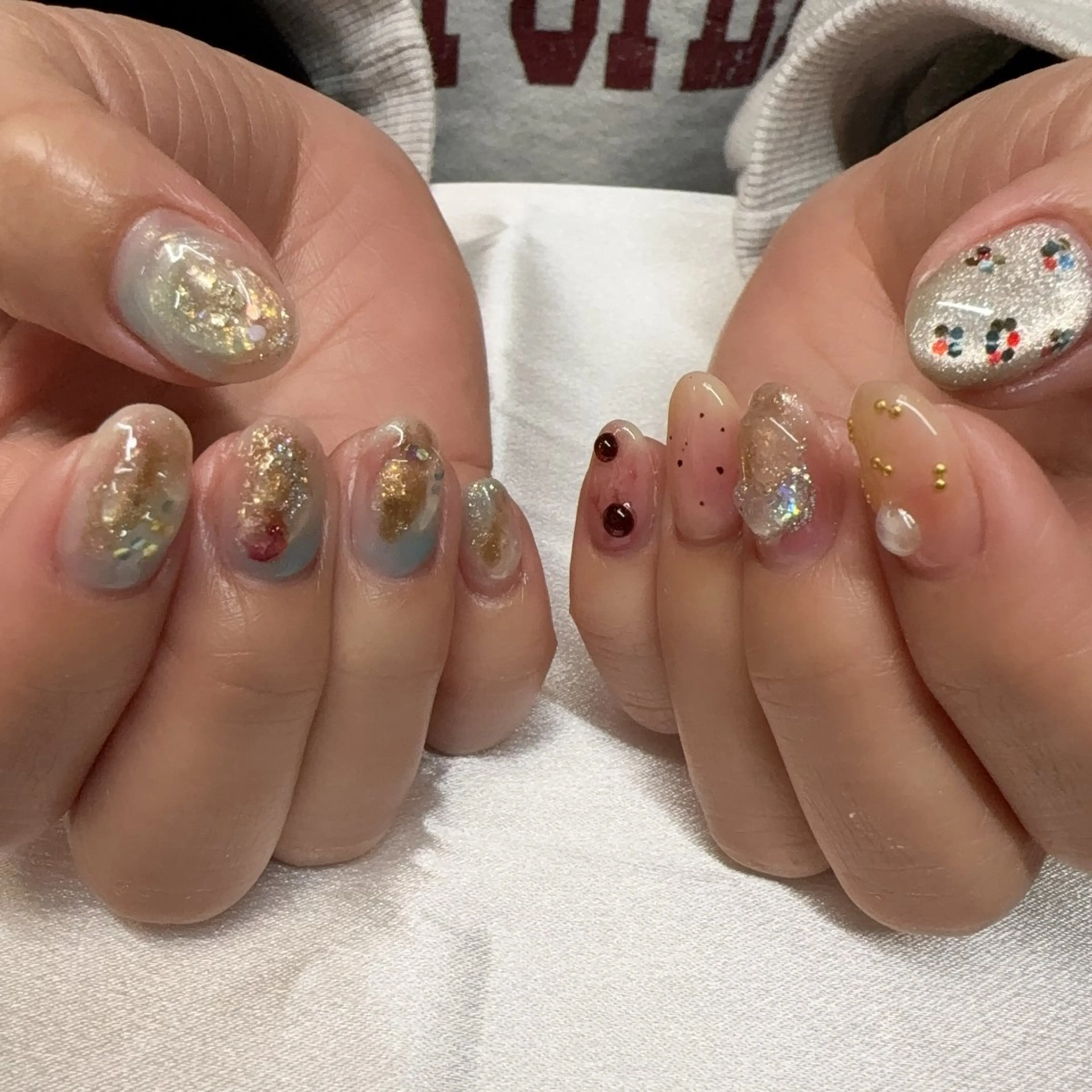 ネイル 成人式 フレンチネイル ジェルネイル グラデーション マグネットネイル ハンドネイル ハンドケア Rika  nail cocoのネイルデザイン