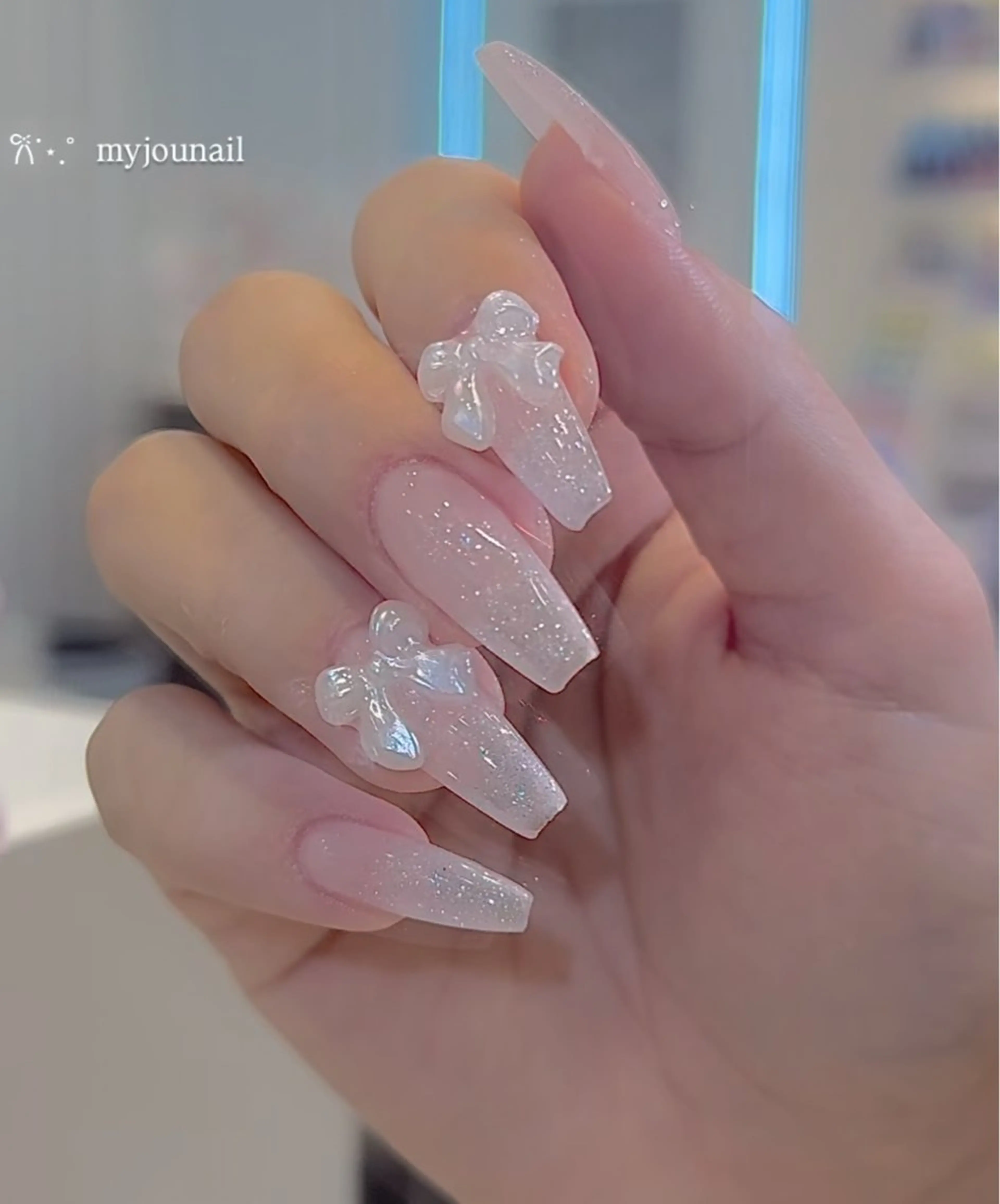 ネイル ハンドネイル XIINH NAIL SALONのネイルデザイン