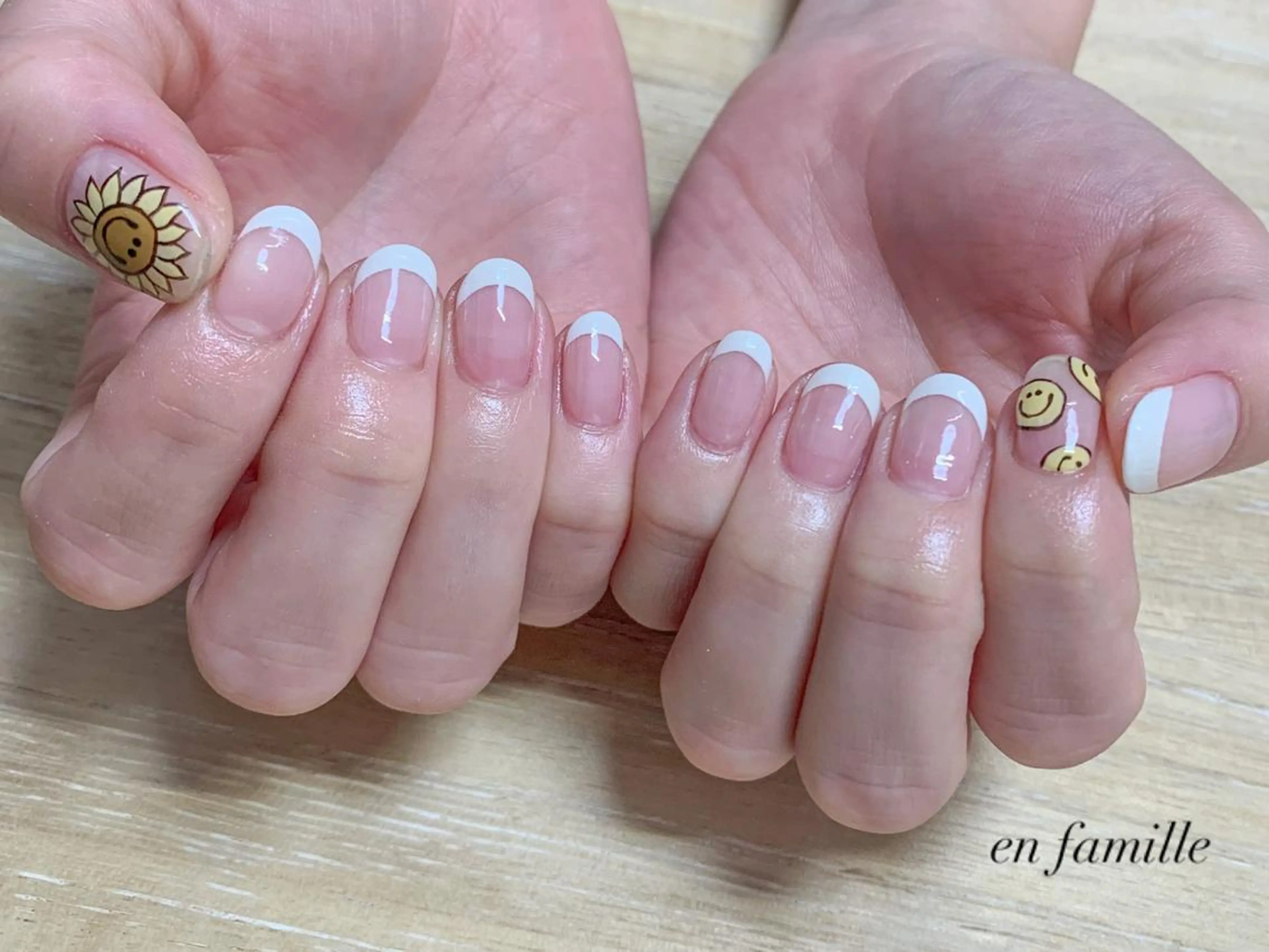 ネイル ハンドネイル nail salon en familleのネイルデザイン