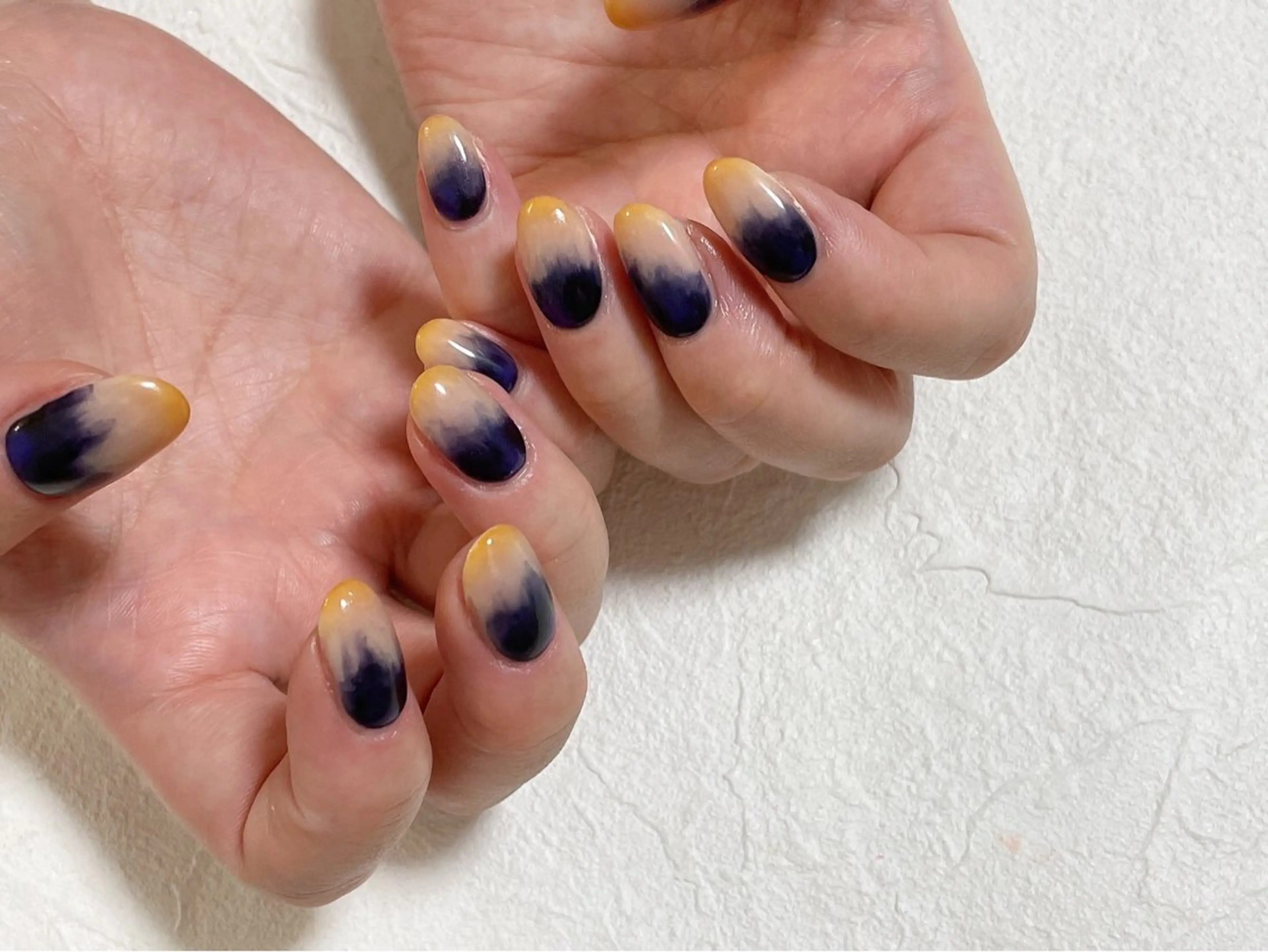 ネイル オーロラネイル フットネイル フレンチネイル ジェルネイル グラデーション ハンドネイル kiki nail &brow二子玉川の眉毛・アイブロウイメージ