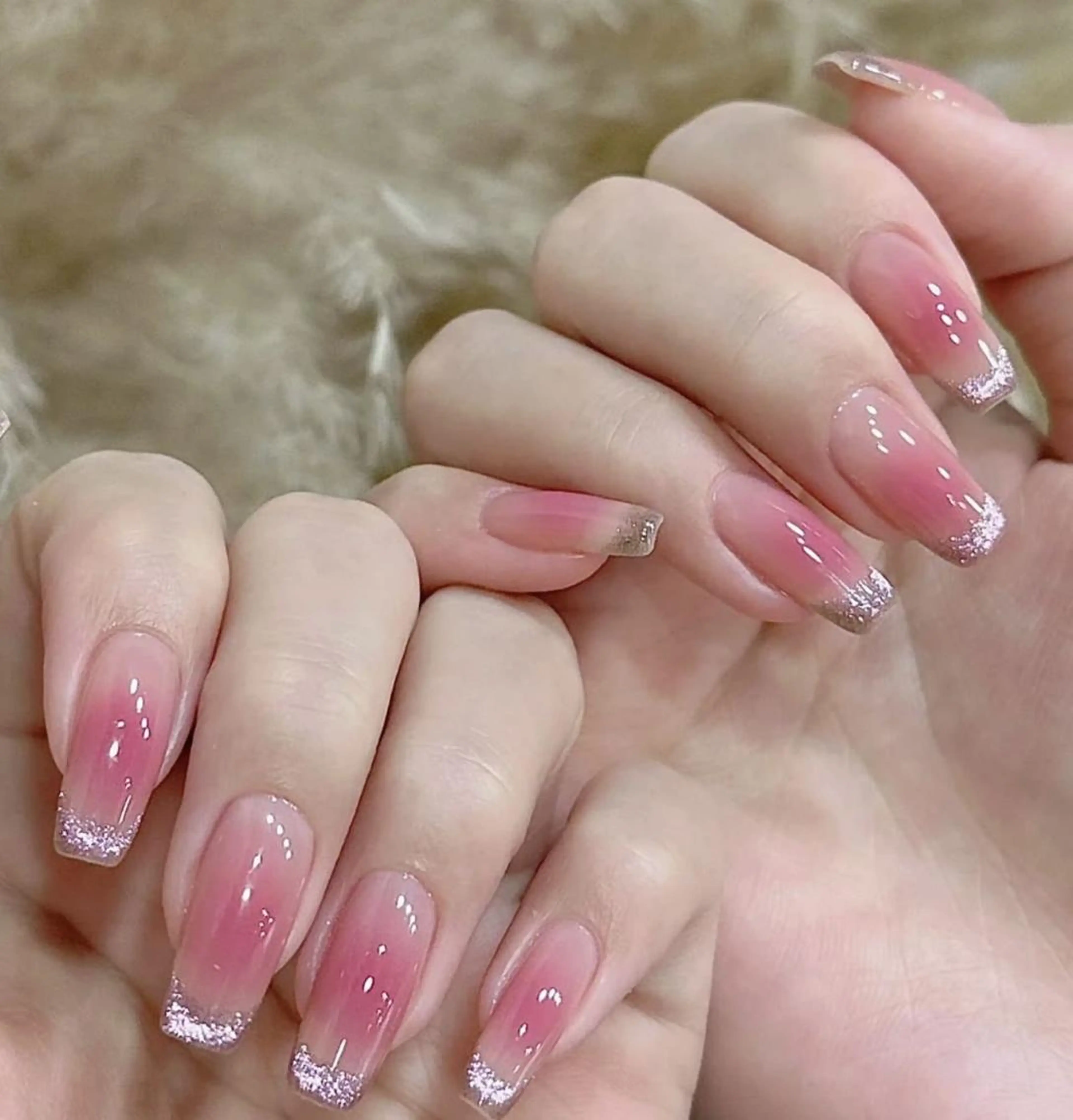 ネイル 長さ出し ネイルチップ Queens ひなのネイルデザイン