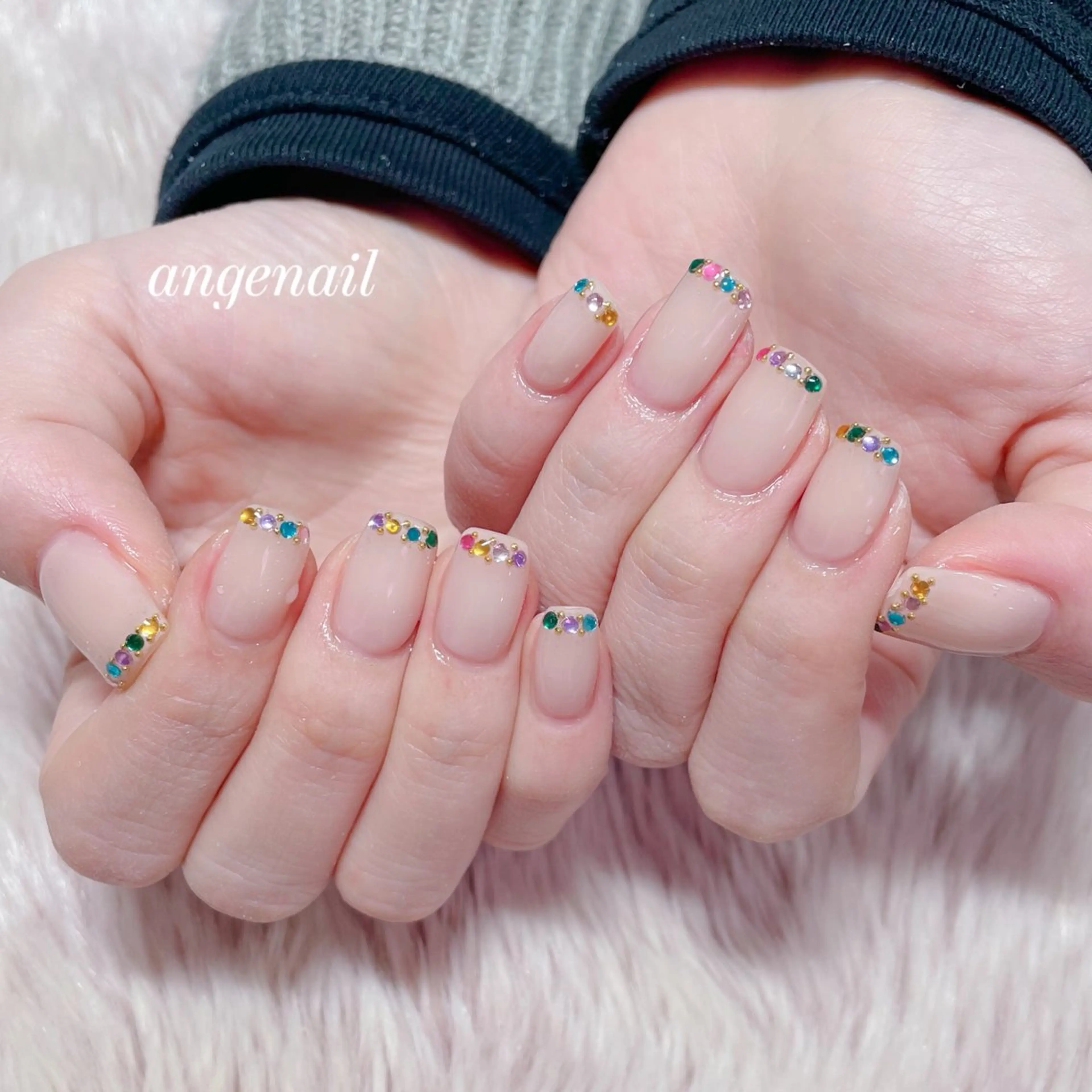 ネイル ハンドネイル オーナーネイリスト MAKIのネイルデザイン