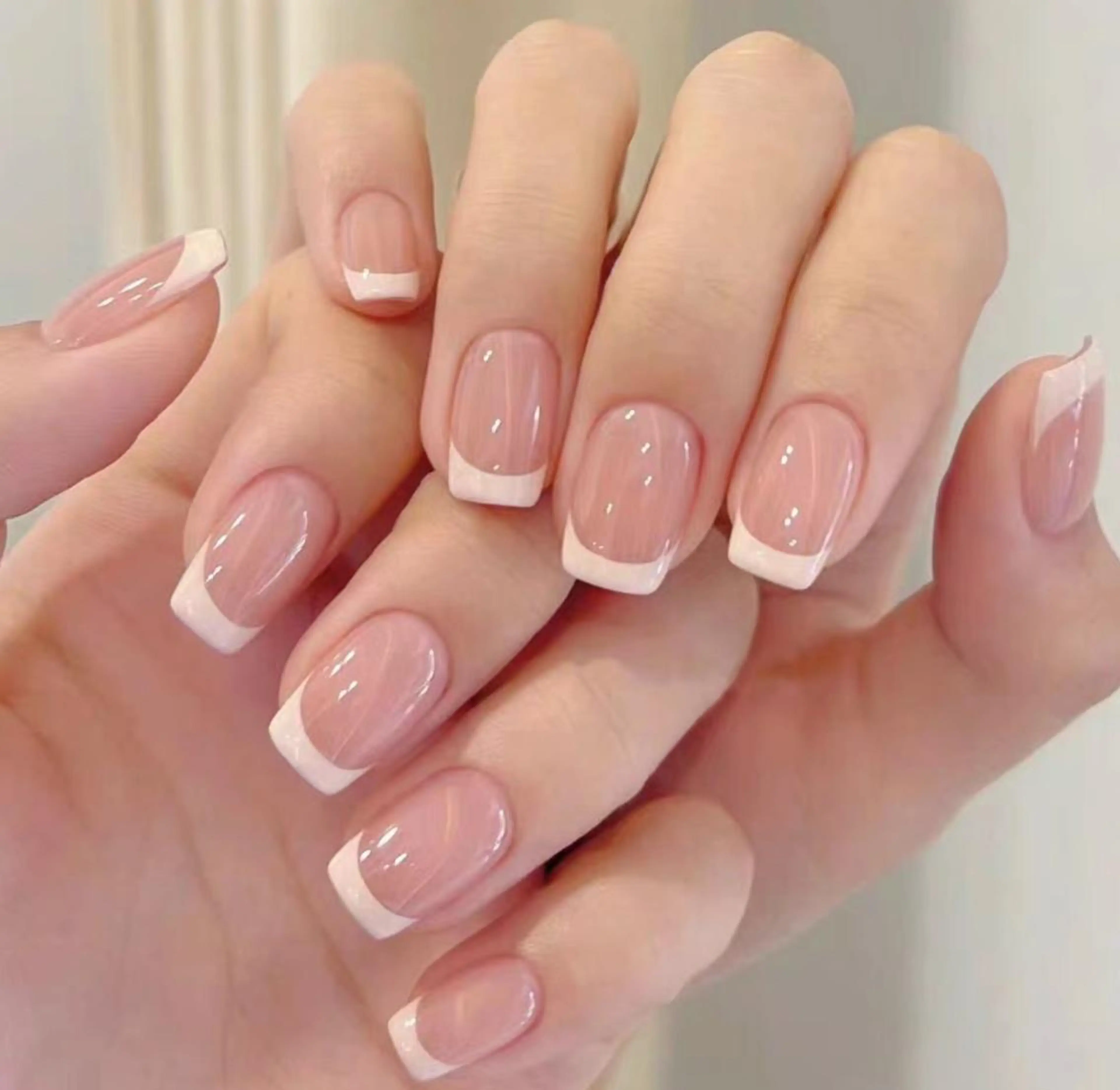 ネイル ハンドネイル ルシー Nail サロンのネイルデザイン