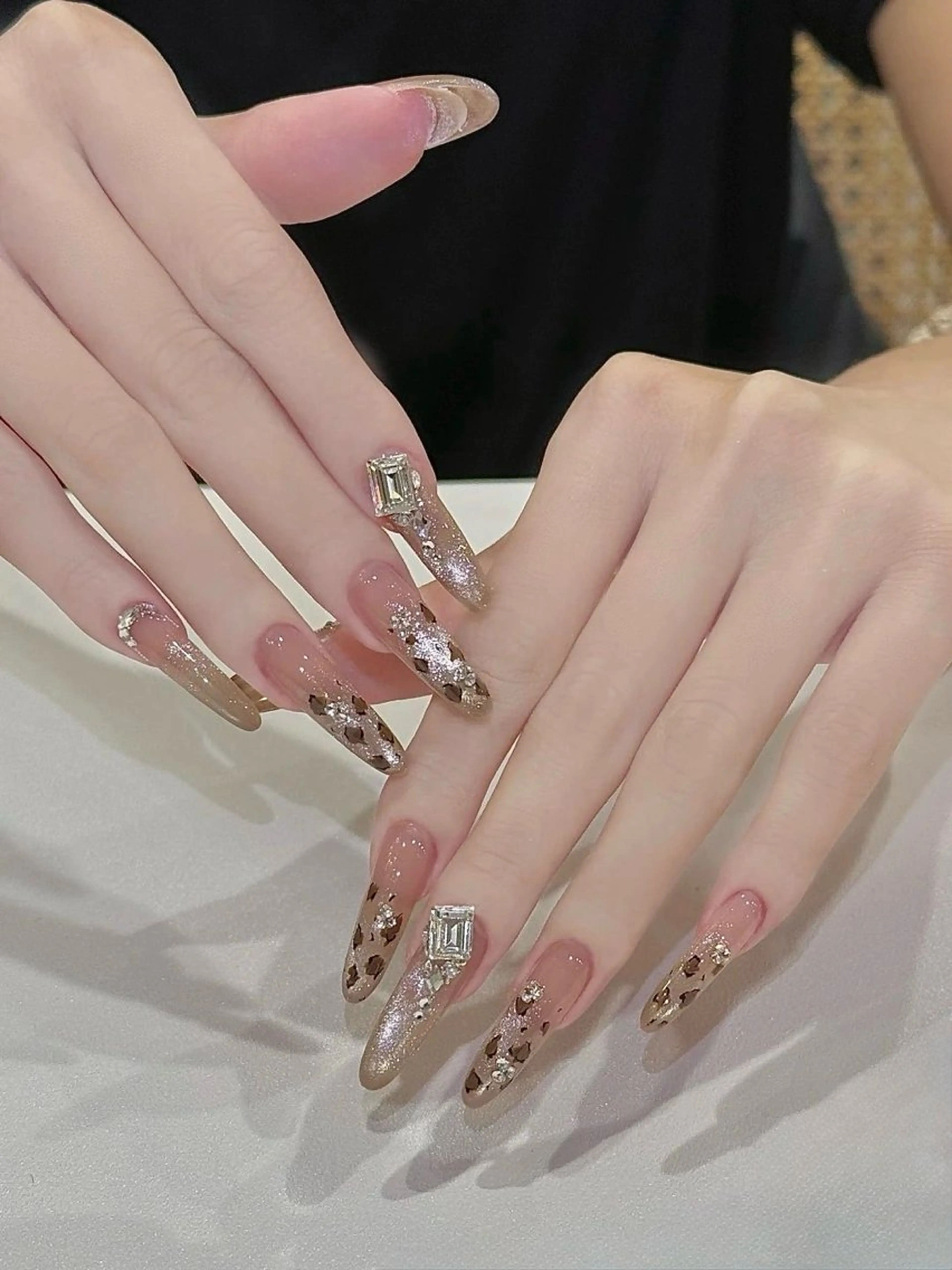 ネイル 長さ出し フレンチネイル グラデーション 卒業式 マグネットネイル ハンドネイル MIHANA NAILのネイルデザイン