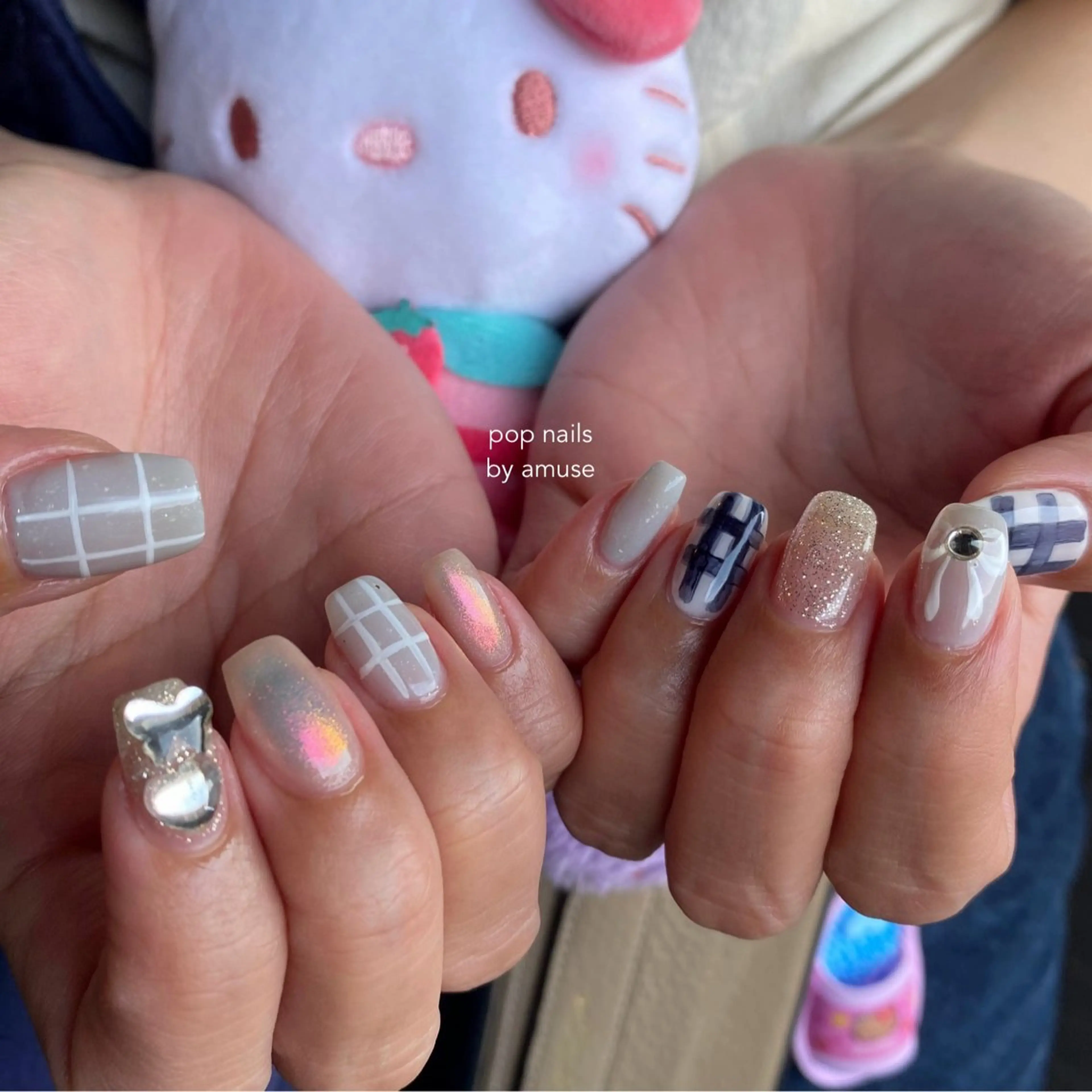 ネイル 韓国ネイル リボン amuse ニュアンス/個性派のネイルデザイン