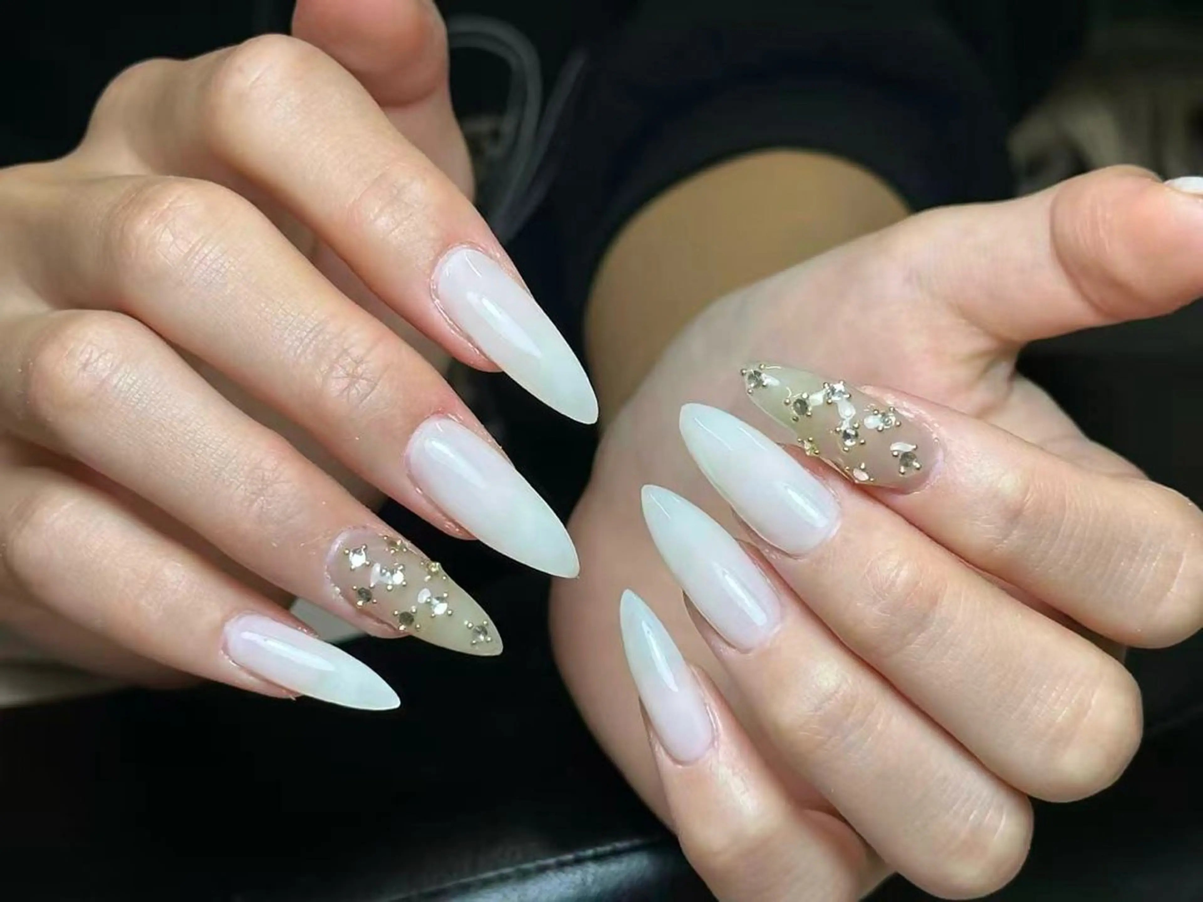 ネイル アートネイル 韓国ネイル 持ち込み ニュアンスネイル ワンカラーネイル イブ ネイリのネイルデザイン