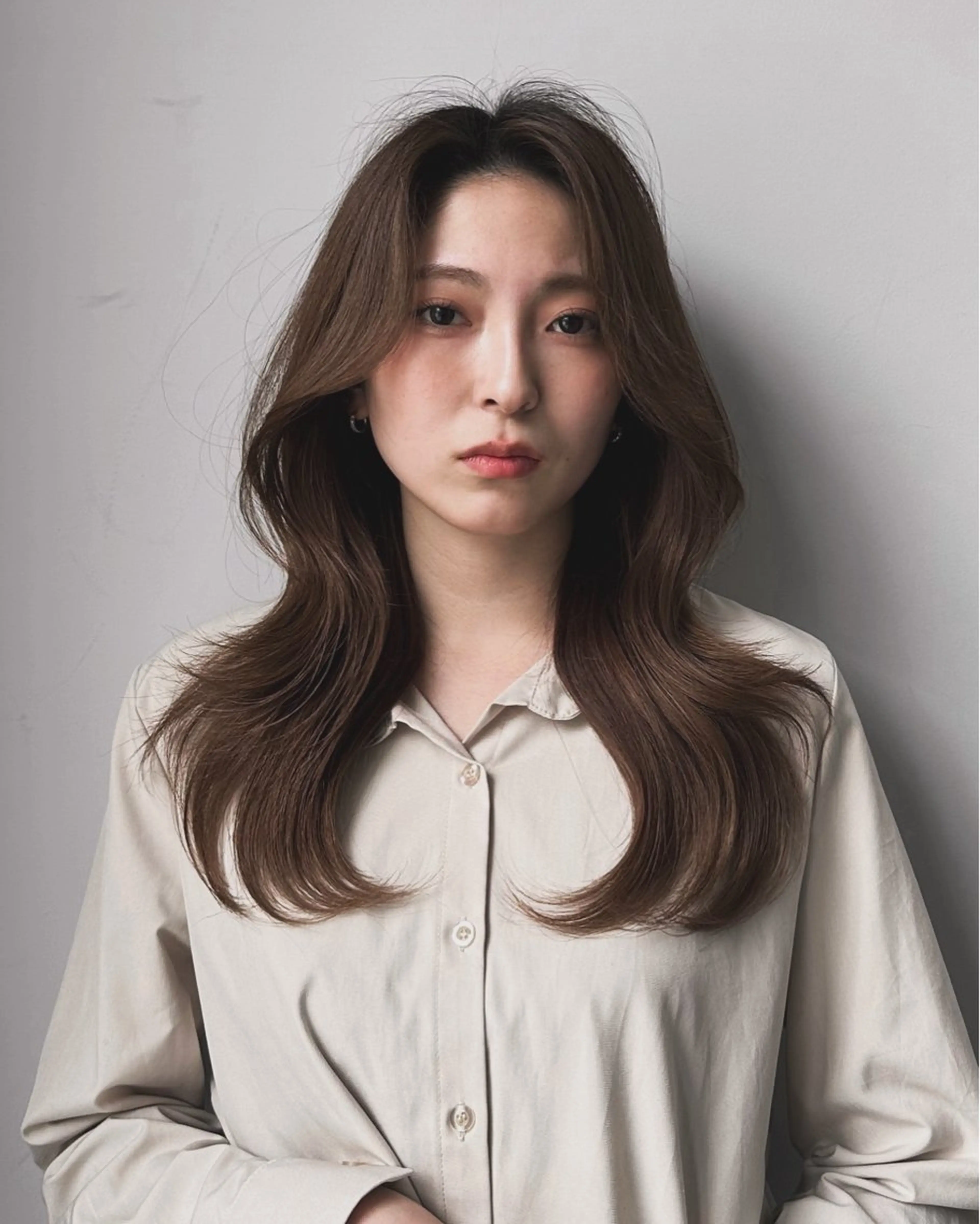 セミロング カット ヘアカラー トリートメント レイヤー/顔周り カット/松岡 祥利のヘアスタイル