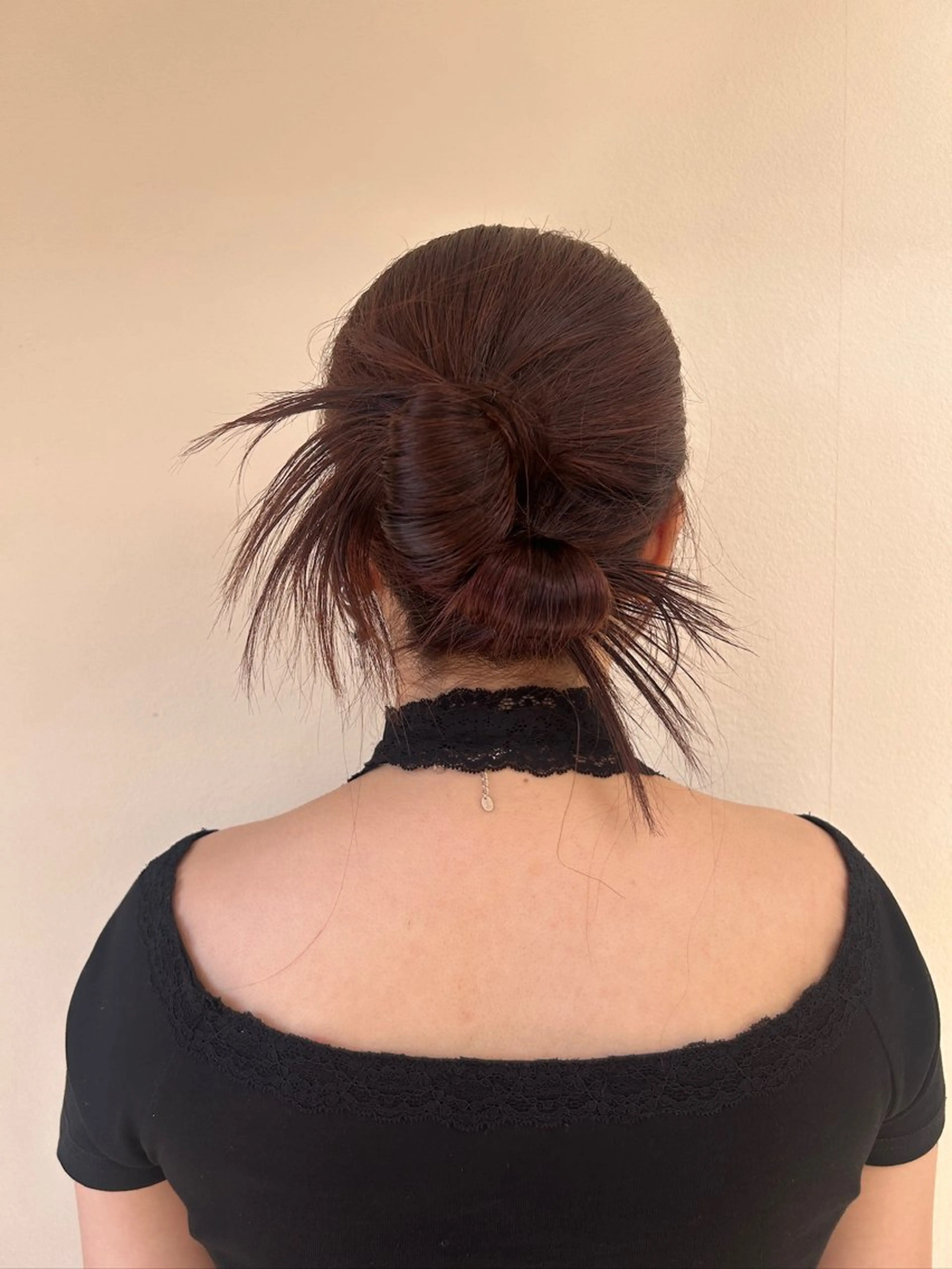 カラー ブリーチ ダブルカラー ブリーチなしカラー カット ヘアカラー 吉村 詩音のヘアスタイル