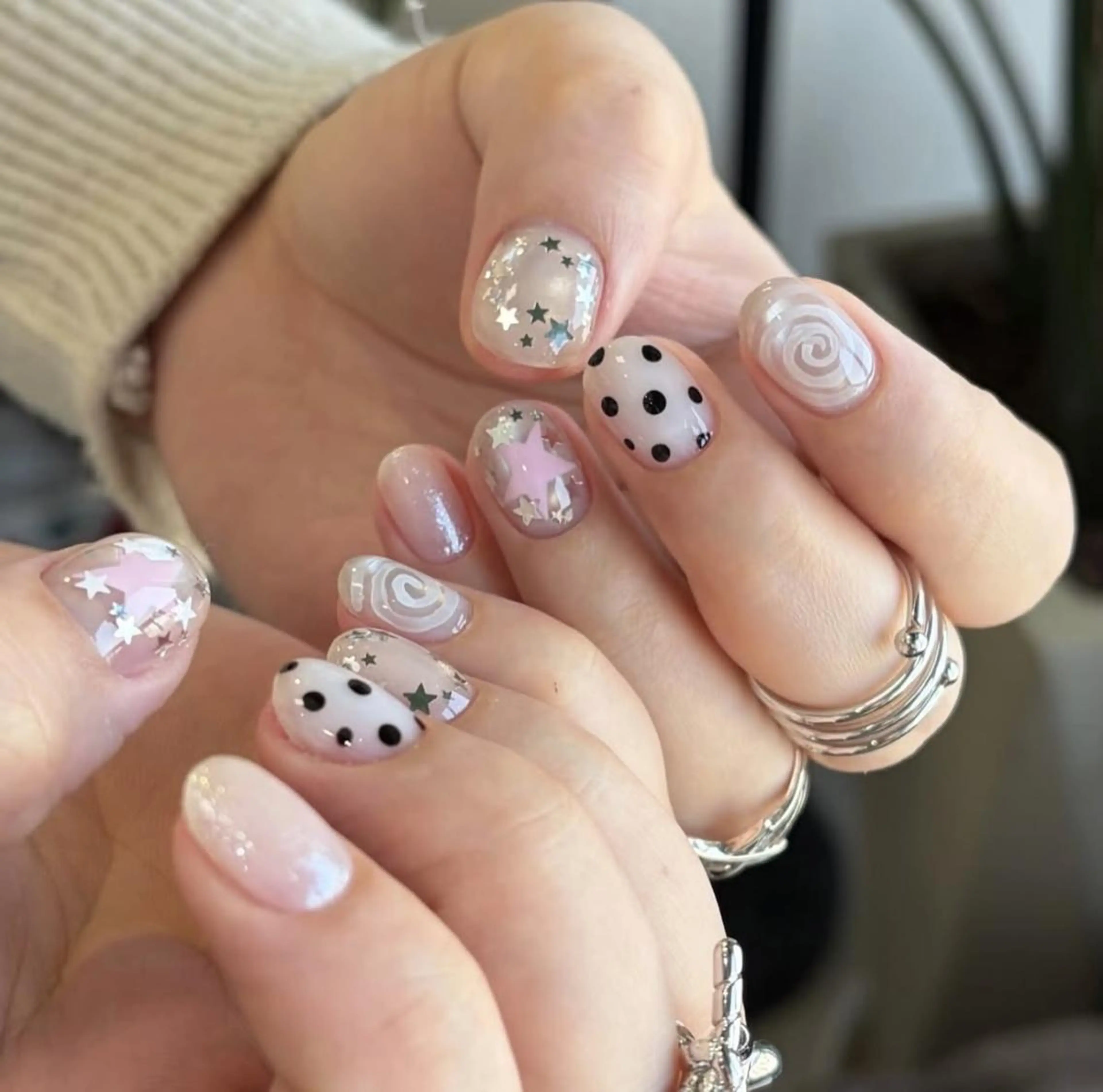 ネイル 個性派ネイル🌈 岐阜🐶みのりのネイルデザイン