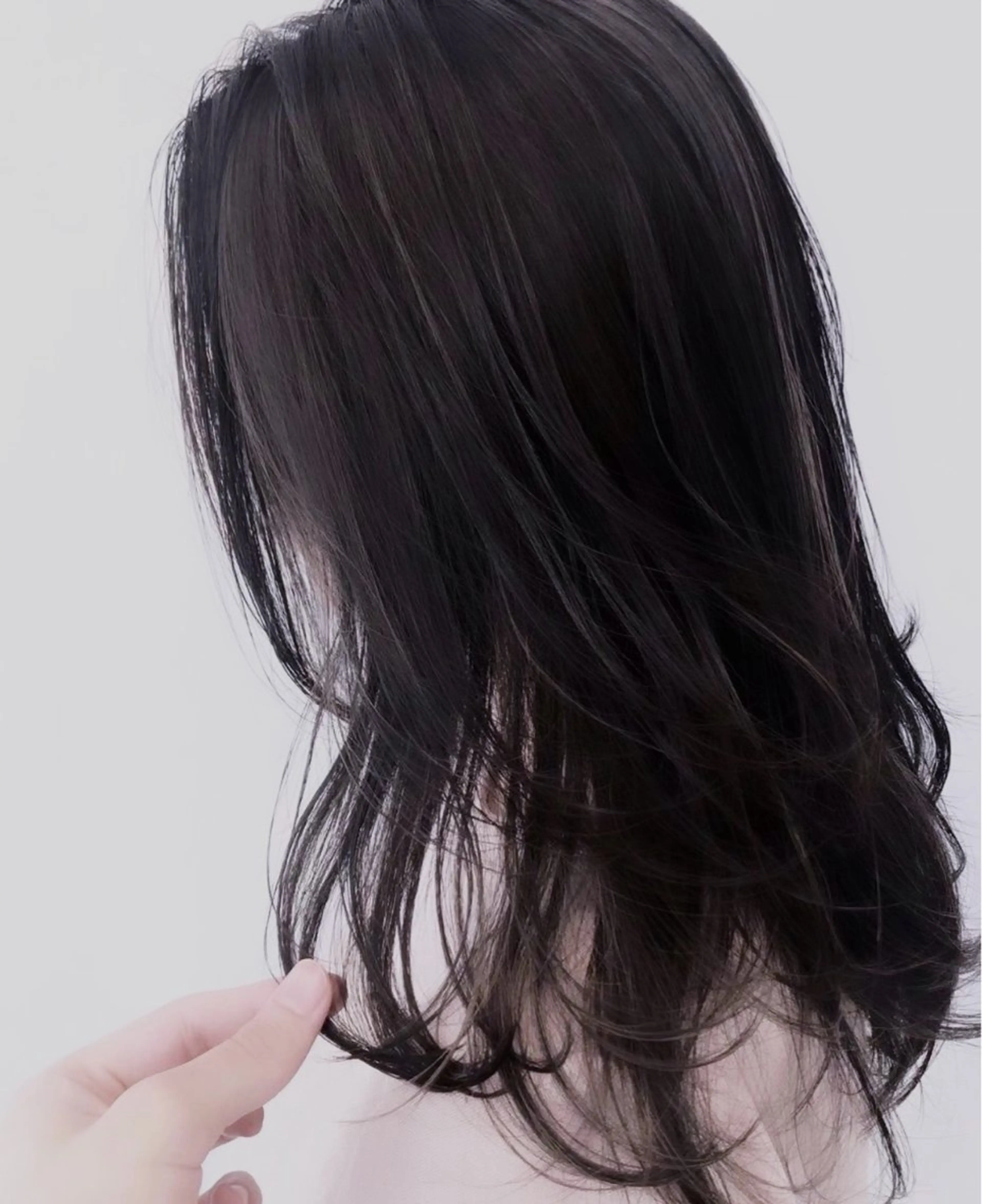 セミロング カラー モテ髪提案🫧 /HaRu🏳️‍⚧のヘアスタイル