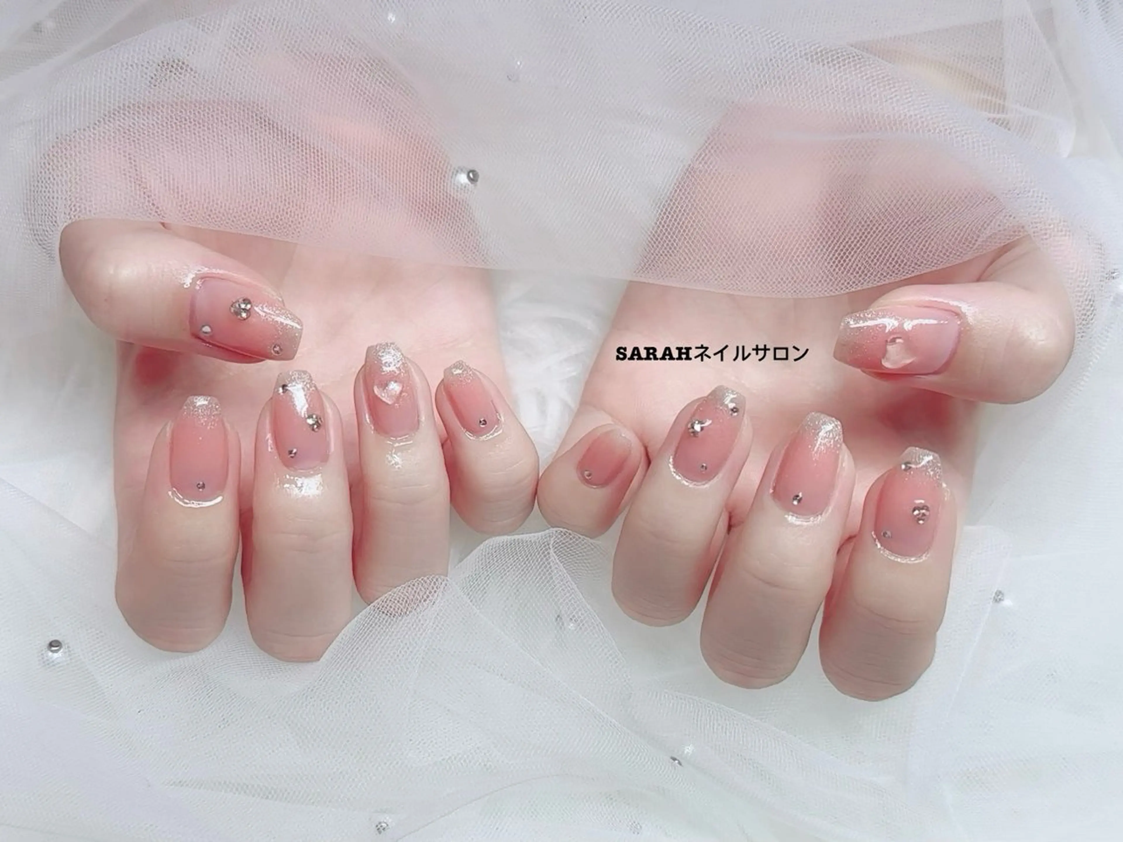 持ち込みシンプルデザイン＋6本まで小さいストーンオケ　(アート｡大きいパーツ無し）の写真