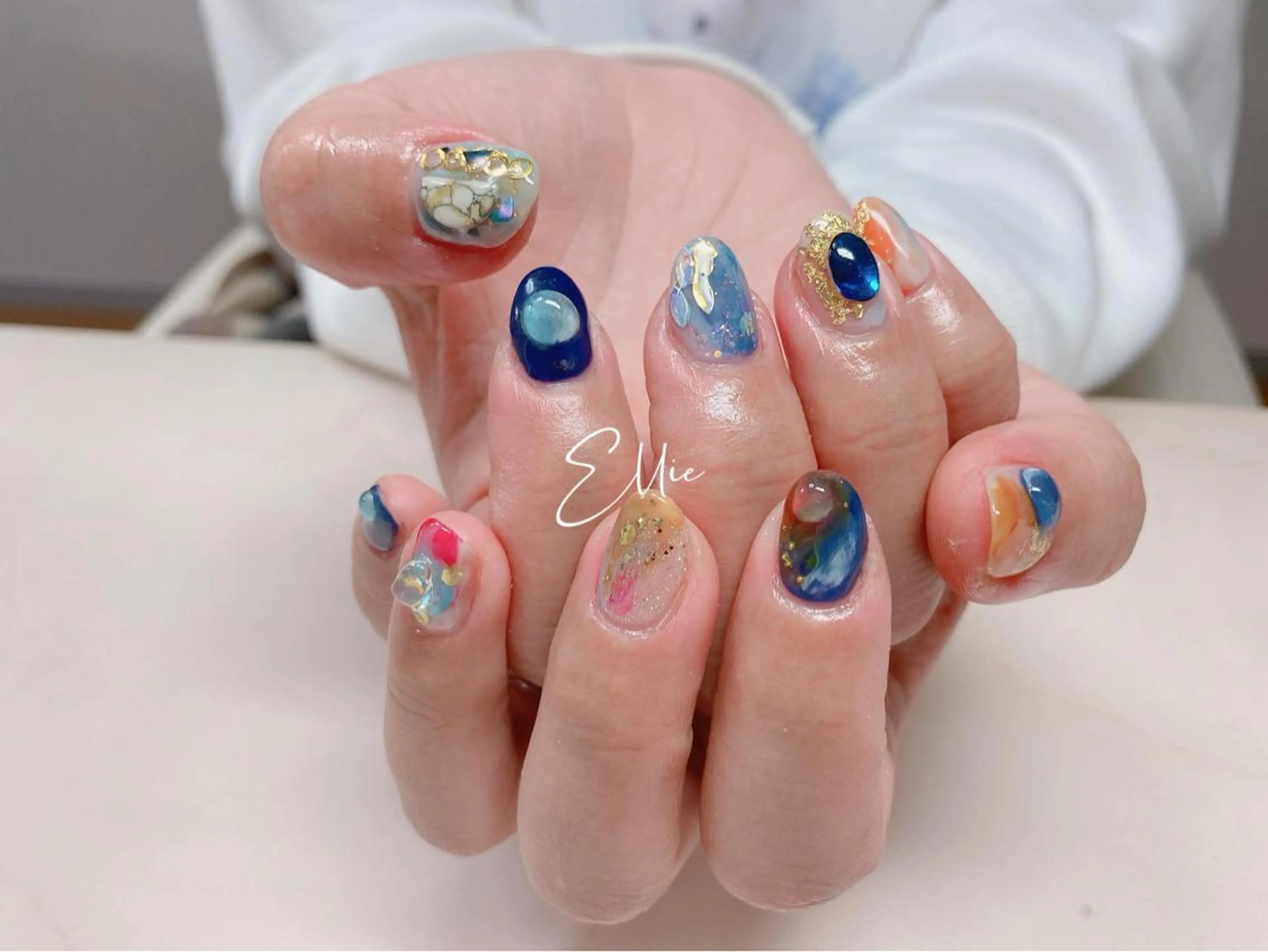 ネイル ハンドネイル ハンドケア 閨匠ビューティサロン 新橋店♡Ellieのネイルデザイン