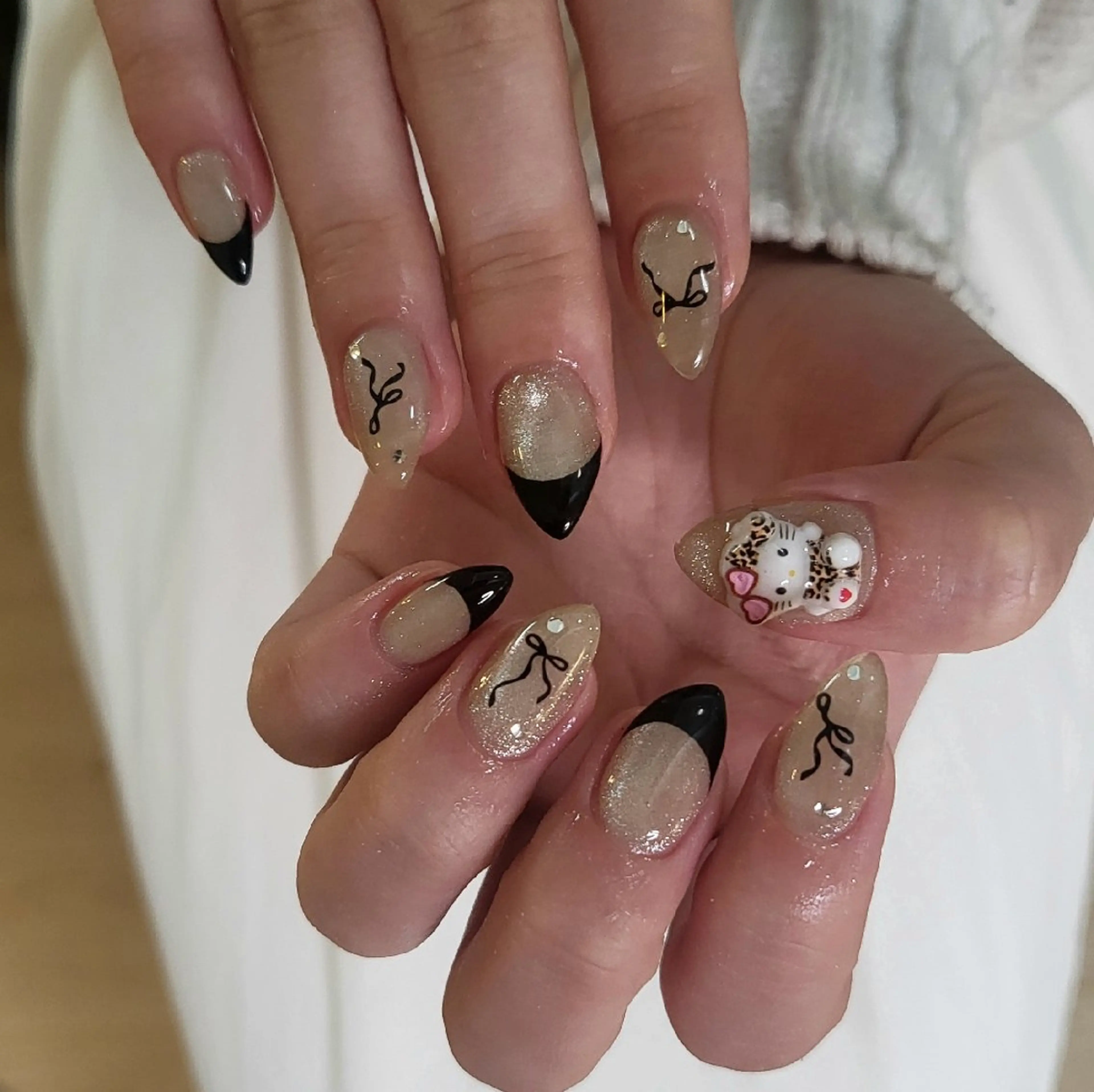 ネイル ハンドネイル フットネイル ハンドケア ChouChou  NAILSALONのネイルデザイン