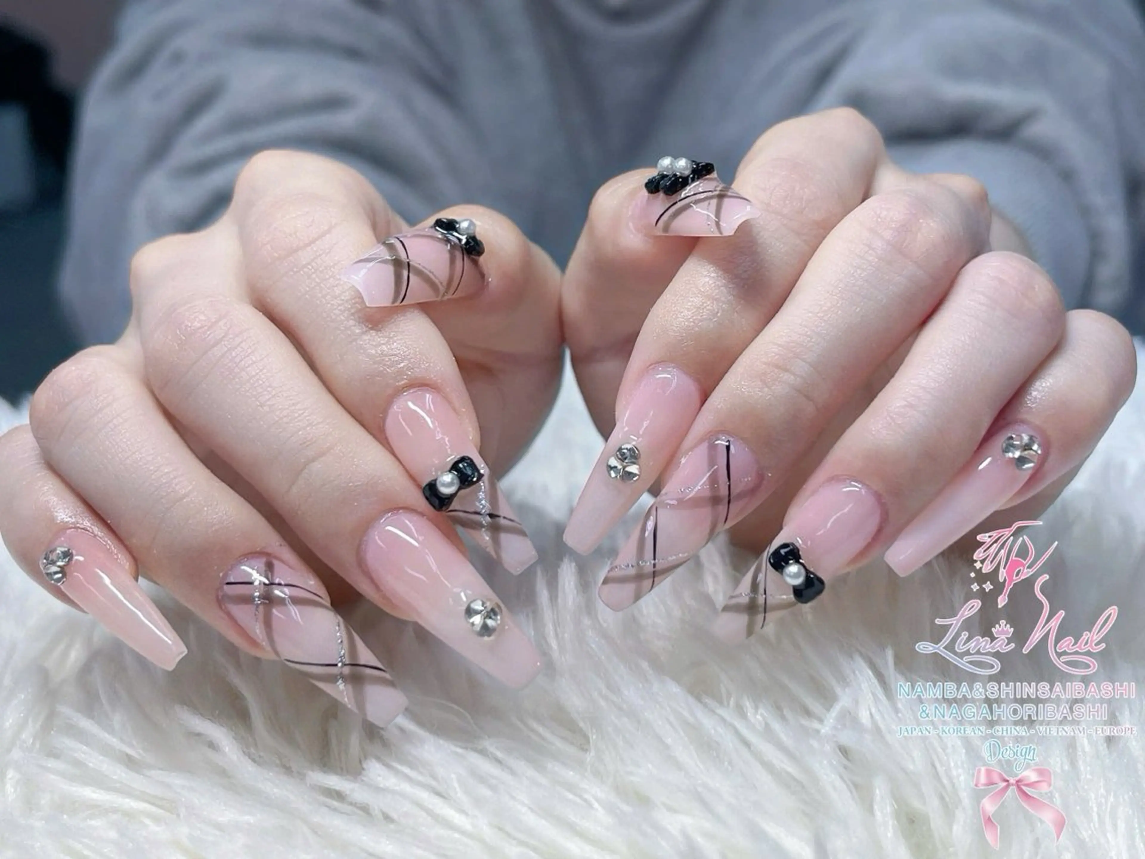 ネイル チークネイル 桜ネイル フラッシュネイル フットネイル ジェルネイル ハンドネイル リナネイル アメ村心斎橋店のネイルデザイン