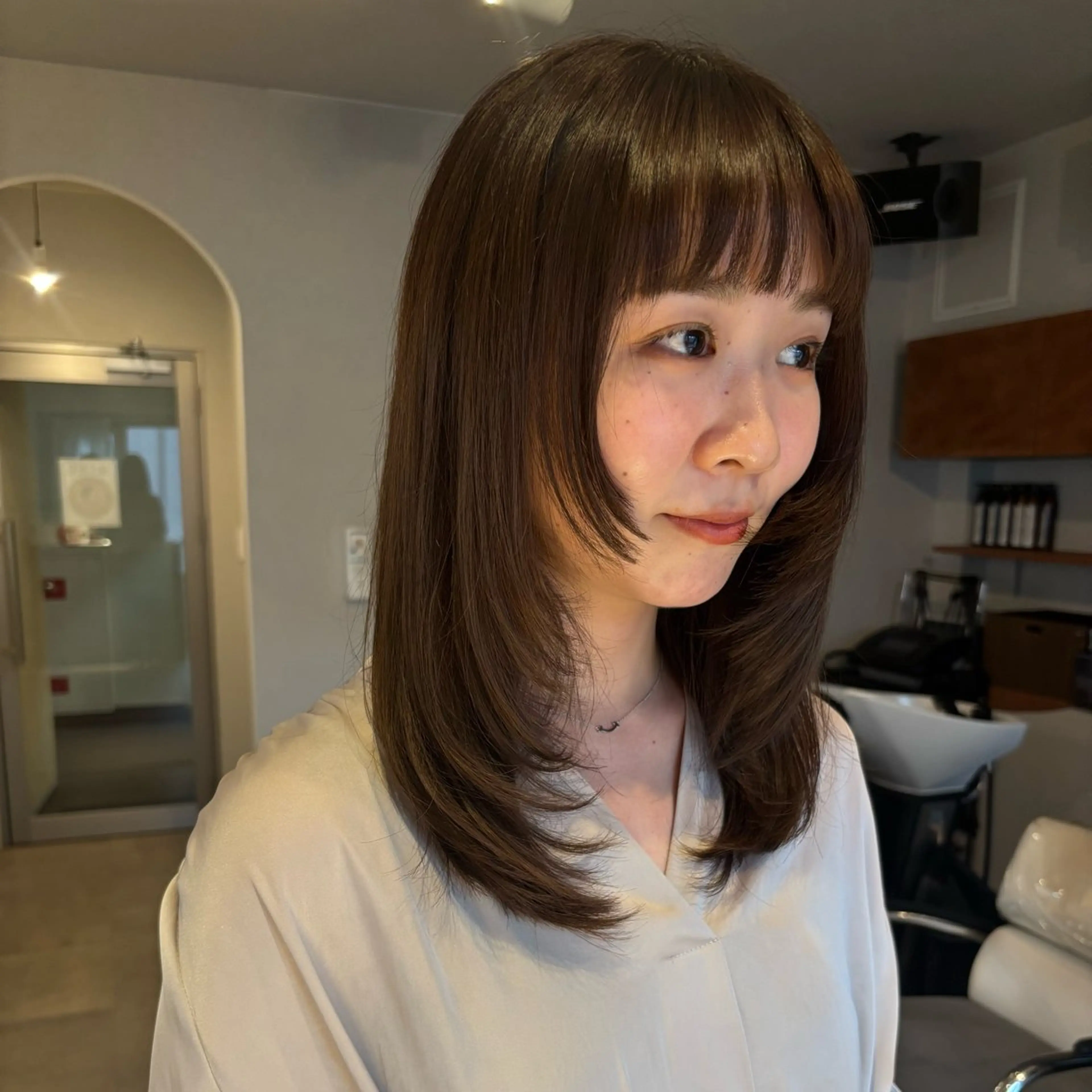 セミロング カラー ベージュカラー オリーブベージュ レイヤーカット chiho🌛ボブ /髪質改善カラー🫧のヘアスタイル