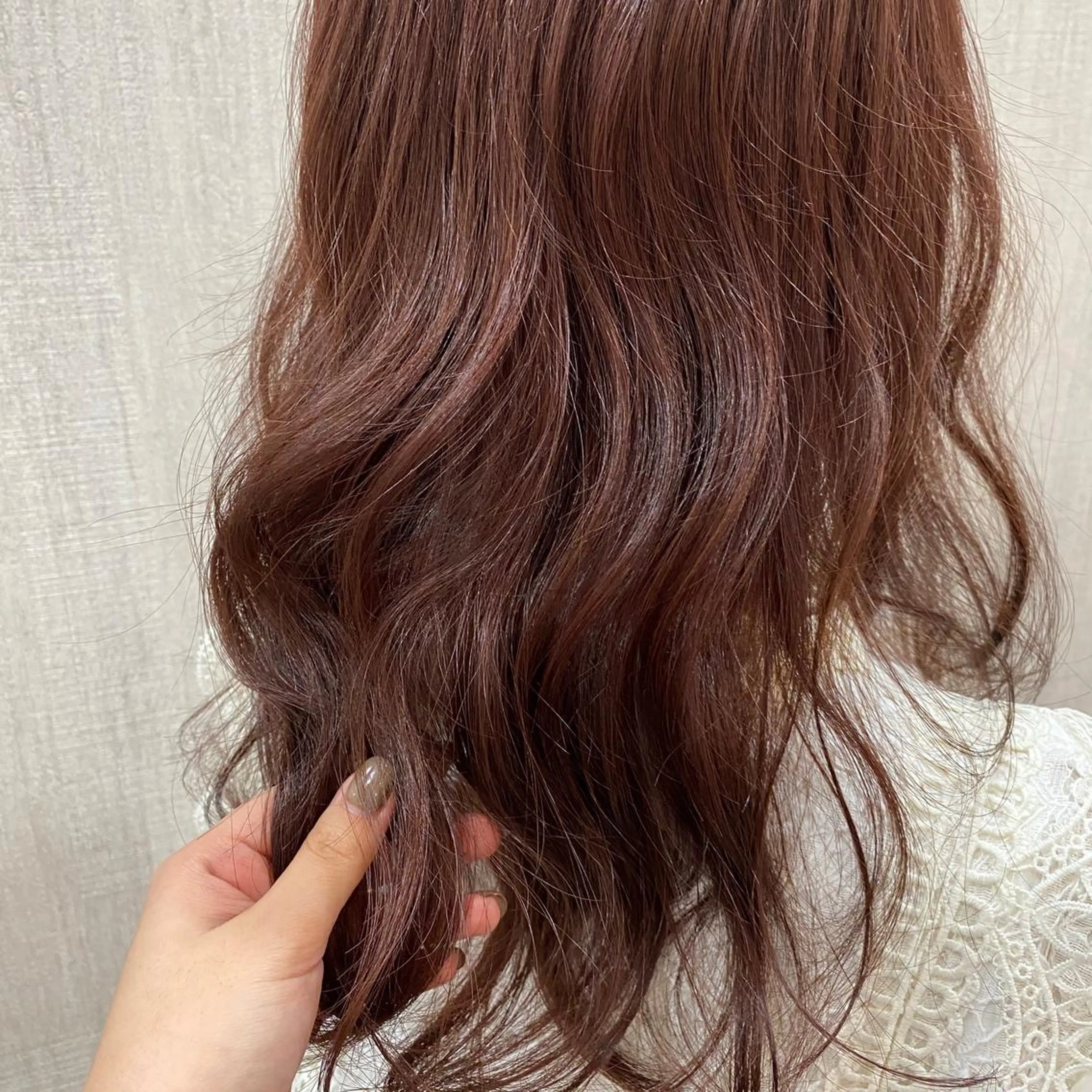 セミロング カラー ヘアアレンジ カット ヘアカラー トリートメント 🫧透け感⋆艶髪💎 山口アヤカのヘアスタイル
