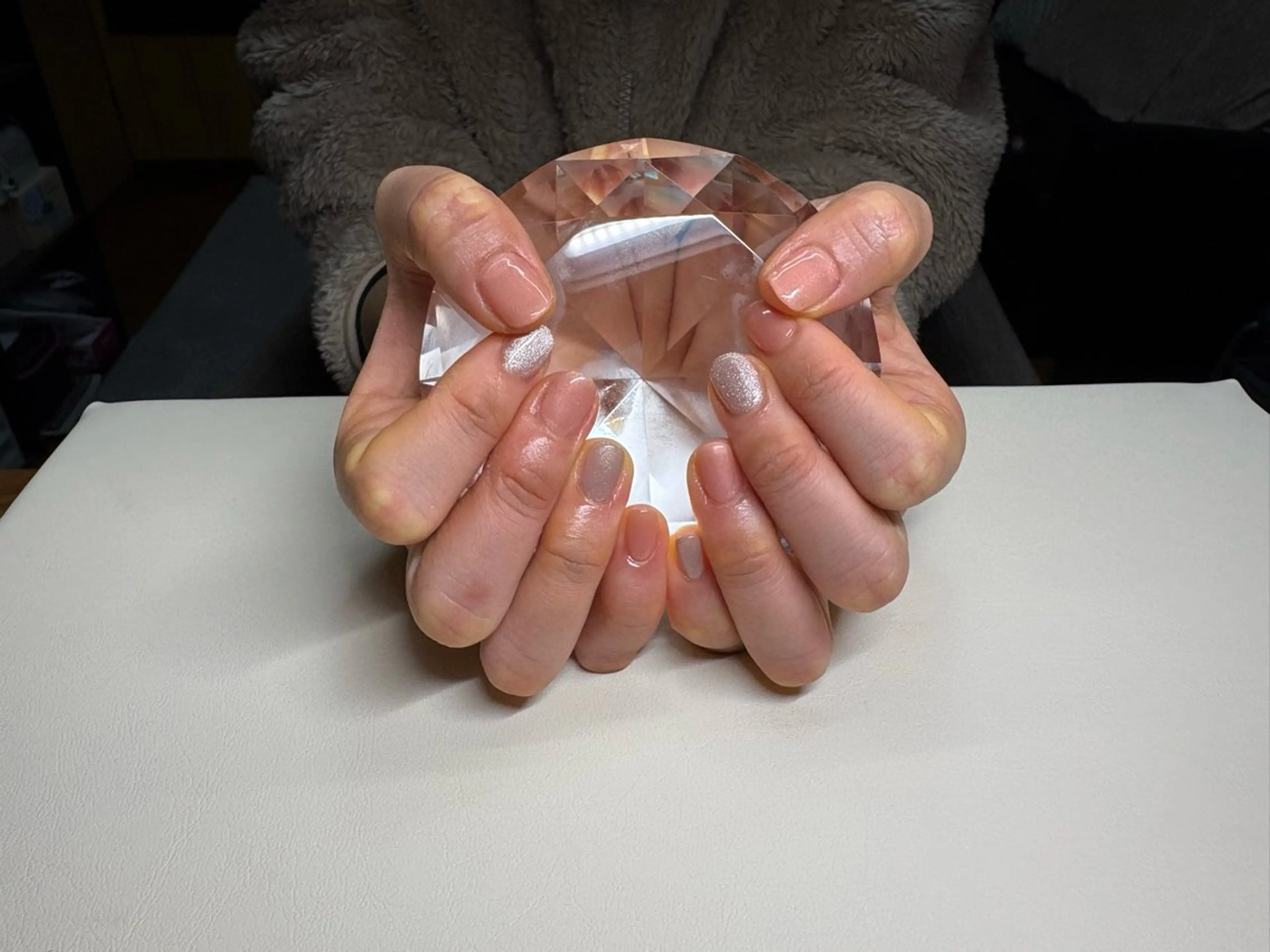 ネイル マグネットネイル ワンカラーネイル ピンク Rainbow Moonのネイルデザイン