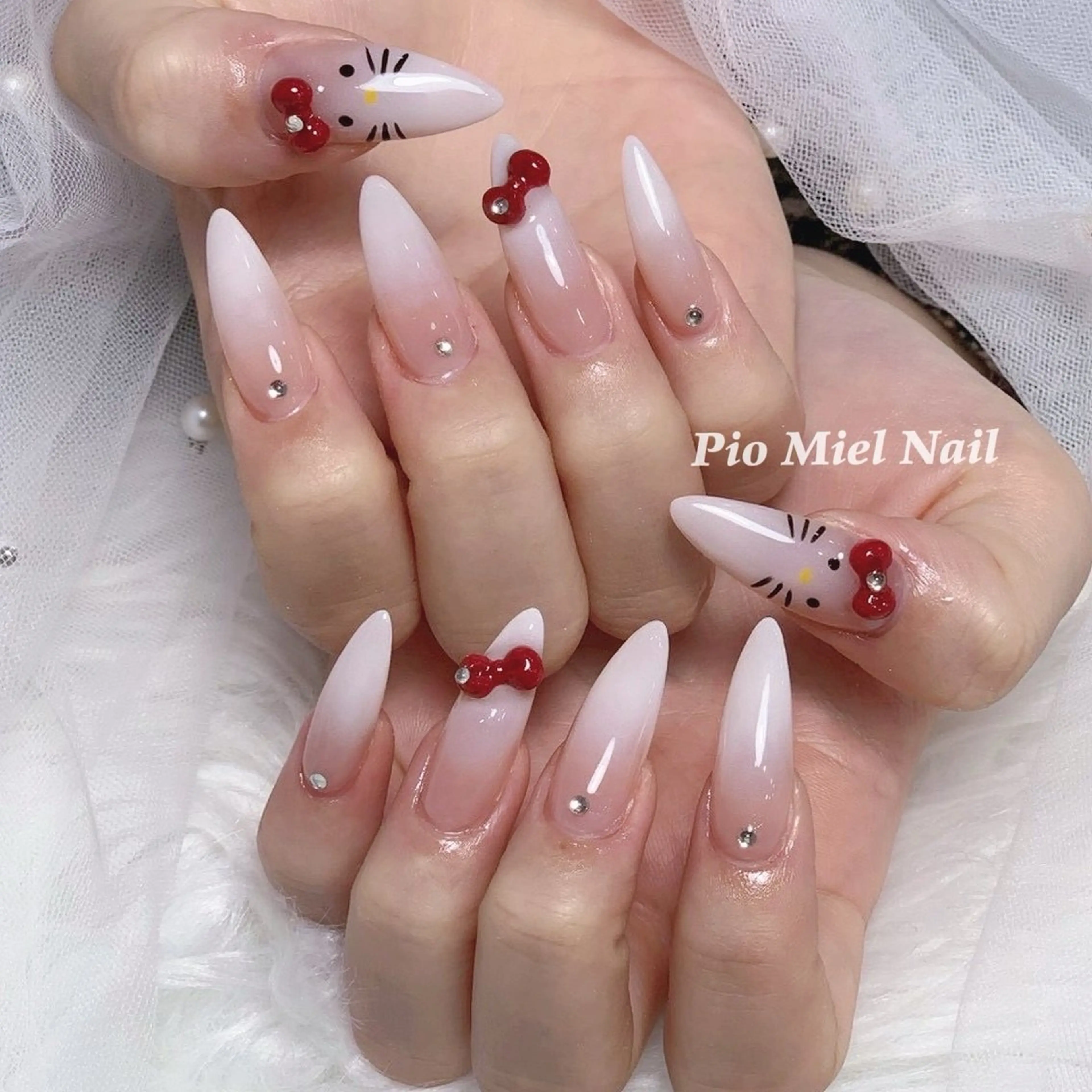 ネイル ハンドネイル HANA 長さだしのネイルデザイン