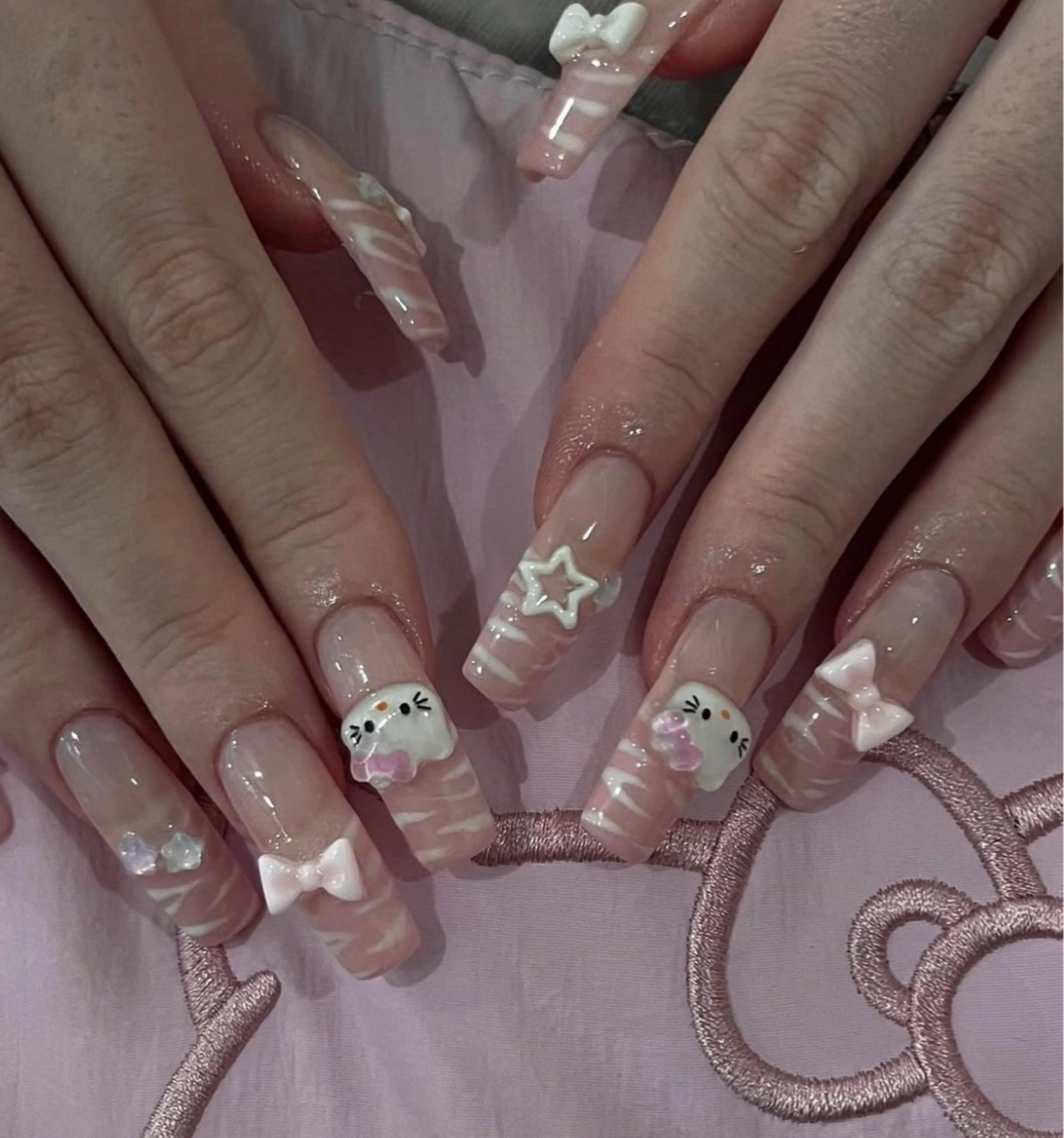 ネイル ガーリー ピンク リボン ハンドネイル BERA NAILSのネイルデザイン