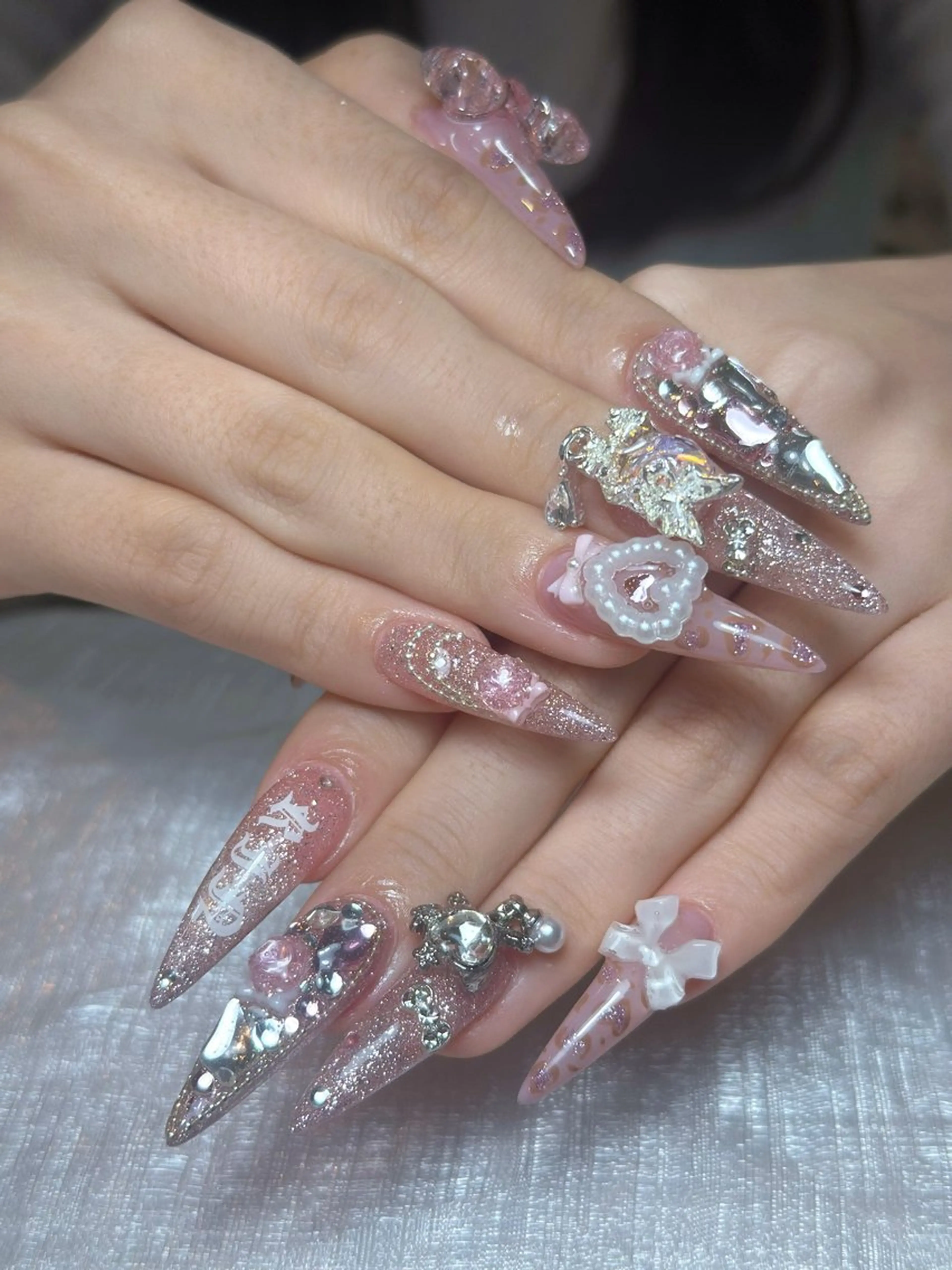 ネイル アートネイル ジェルネイル ニュアンスネイル シンプルネイル ネイルチップ ハンドネイル Nienail_ Luxeのネイルデザイン