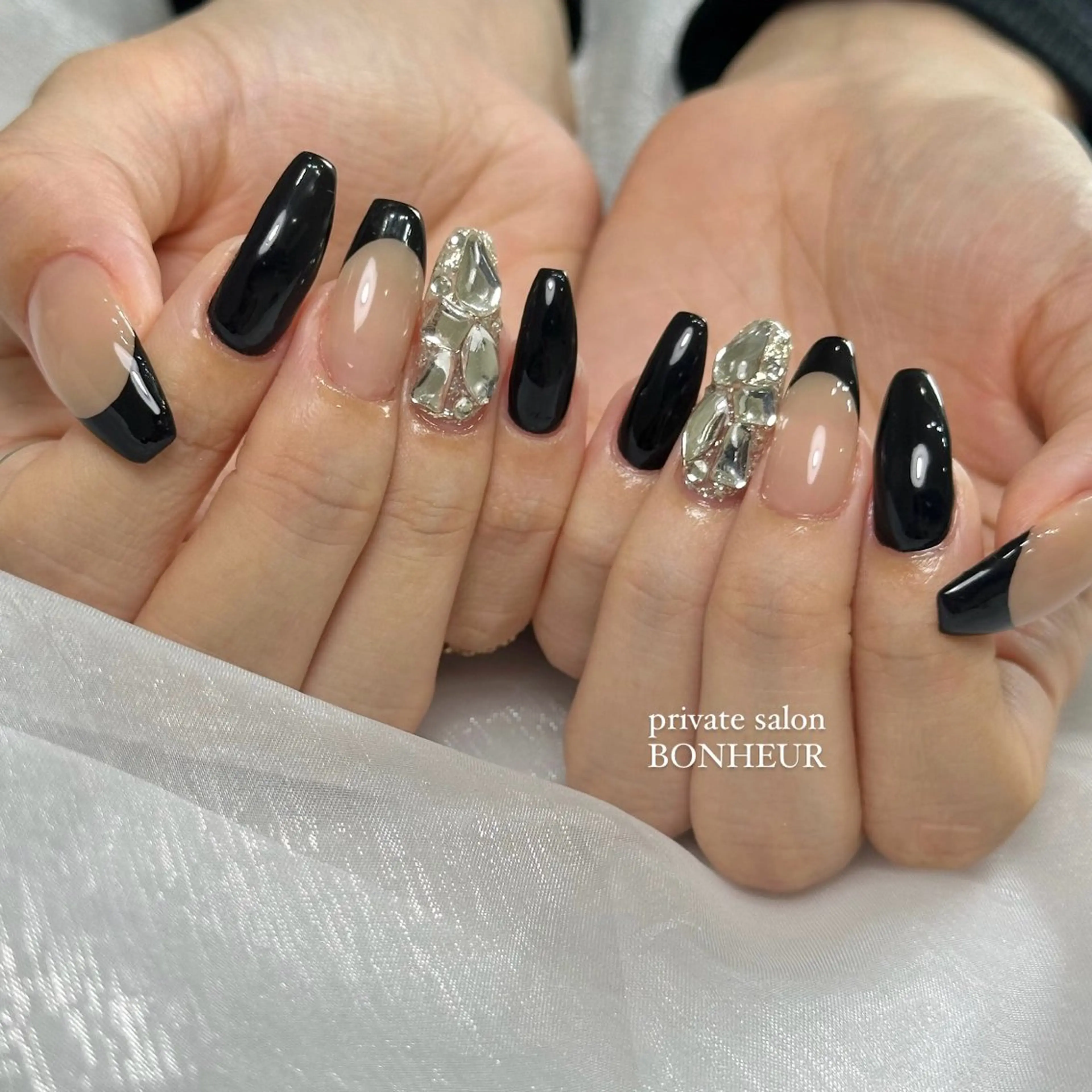 ネイル ハンドネイル BONHEUR Annaのネイルデザイン