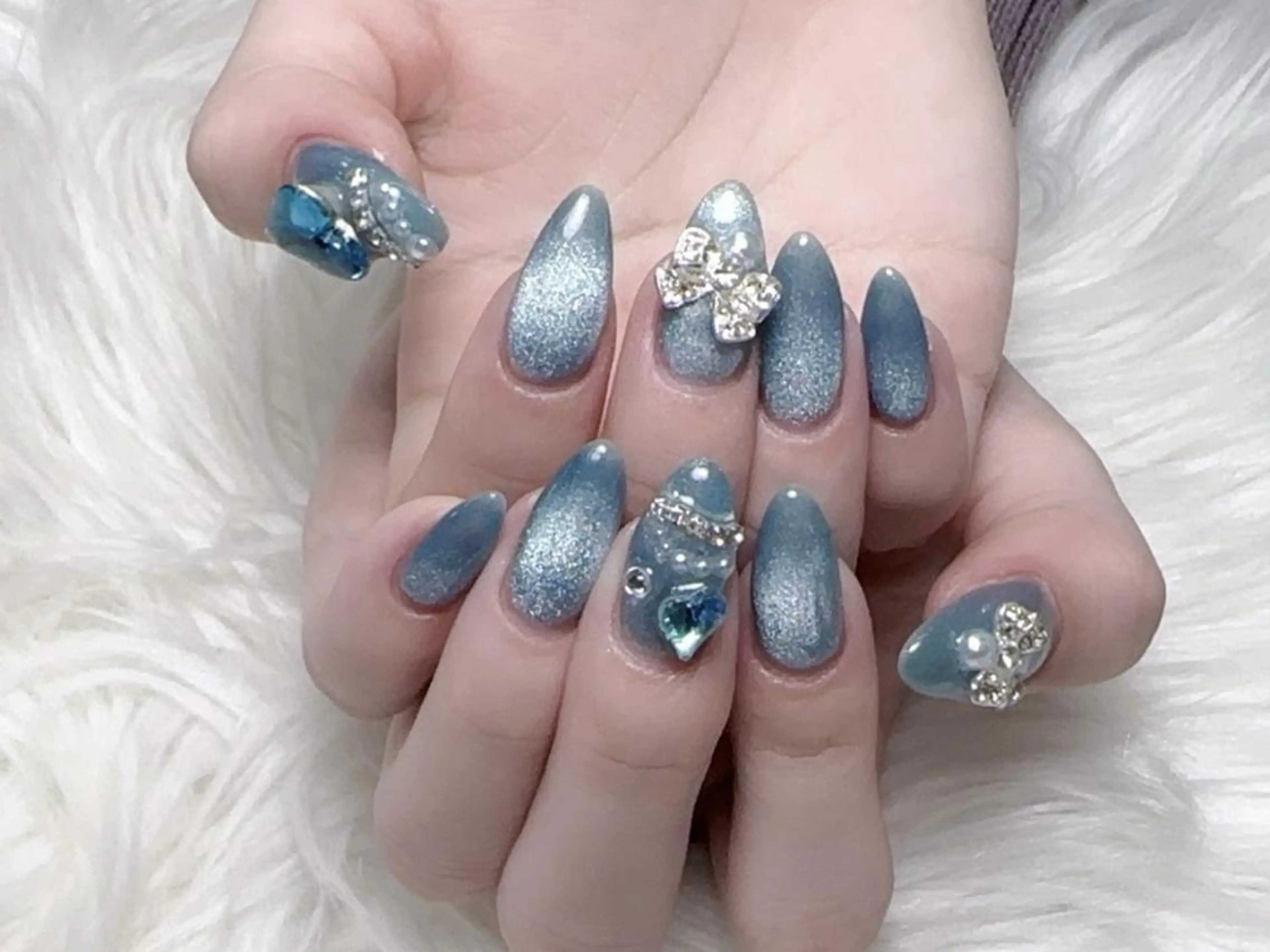 メンズ ネイル アートネイル フレンチネイル ジェルネイル キラキラネイル パラジェル Bloom kabukiのネイルデザイン