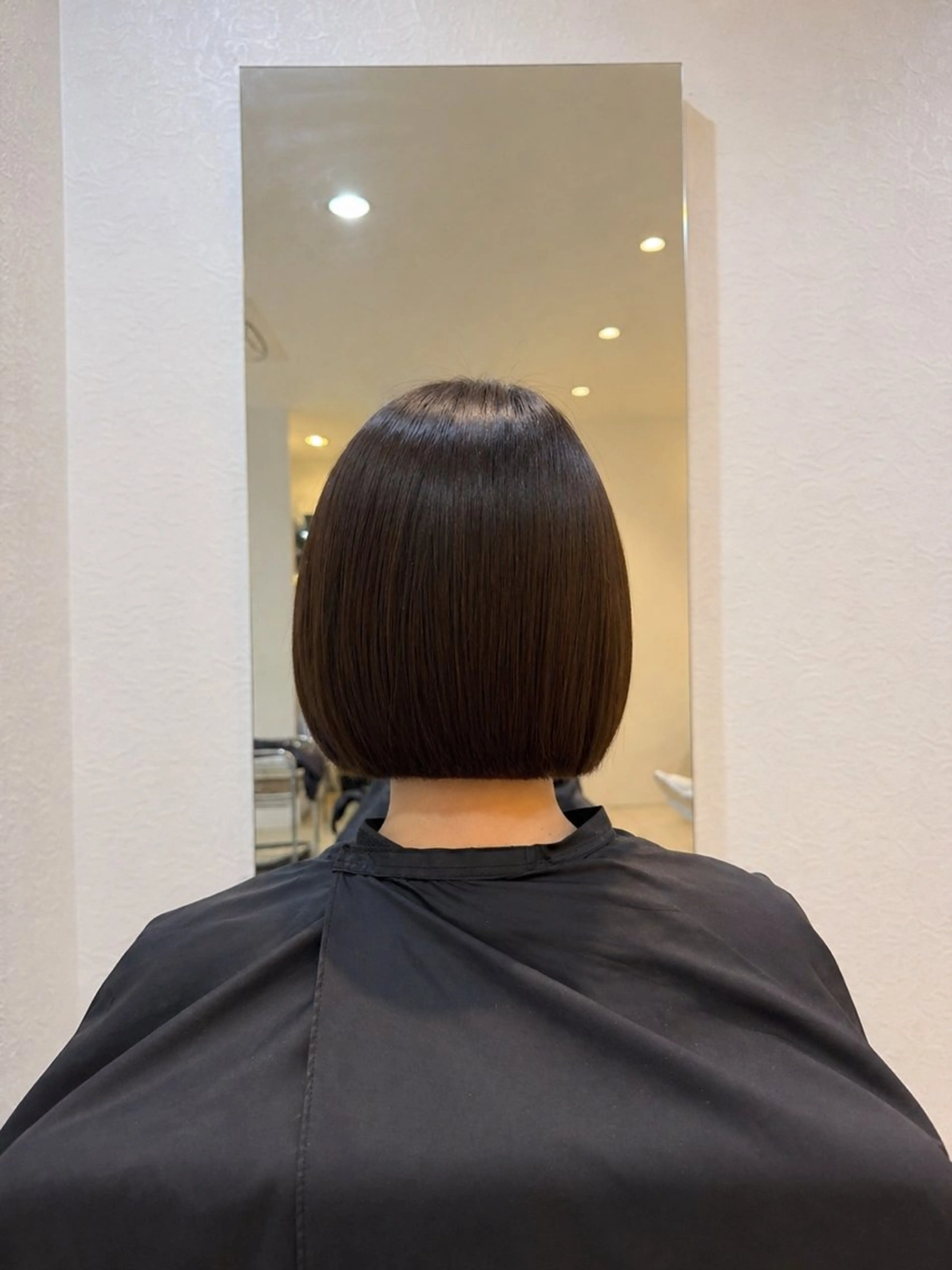 ショート 切りっぱなしボブ ボブ TIDEHAIR りょうたボブ募集のヘアスタイル