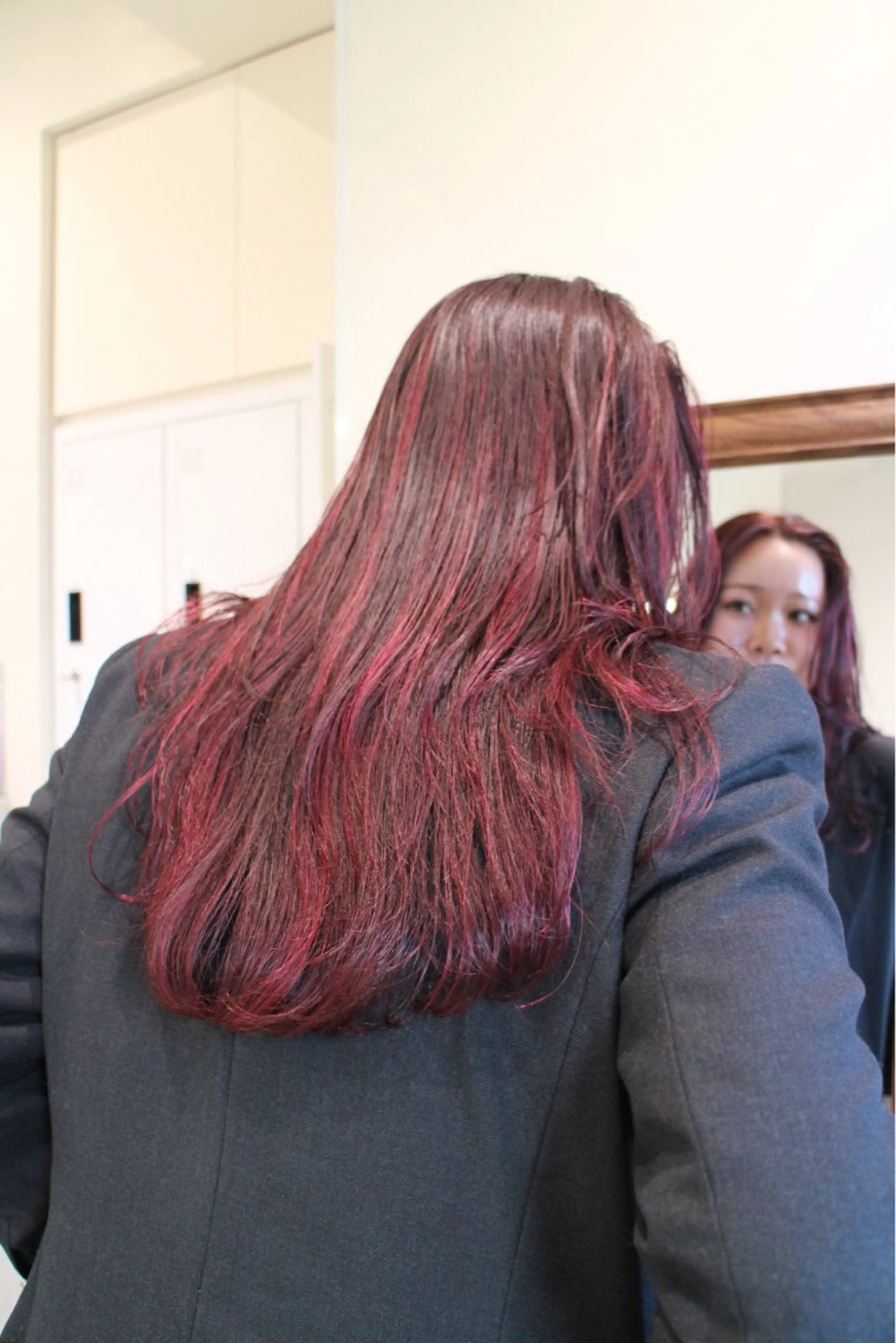 ロング カーリーパーマ/ 透明ｶﾗｰ/MIKUのヘアスタイル