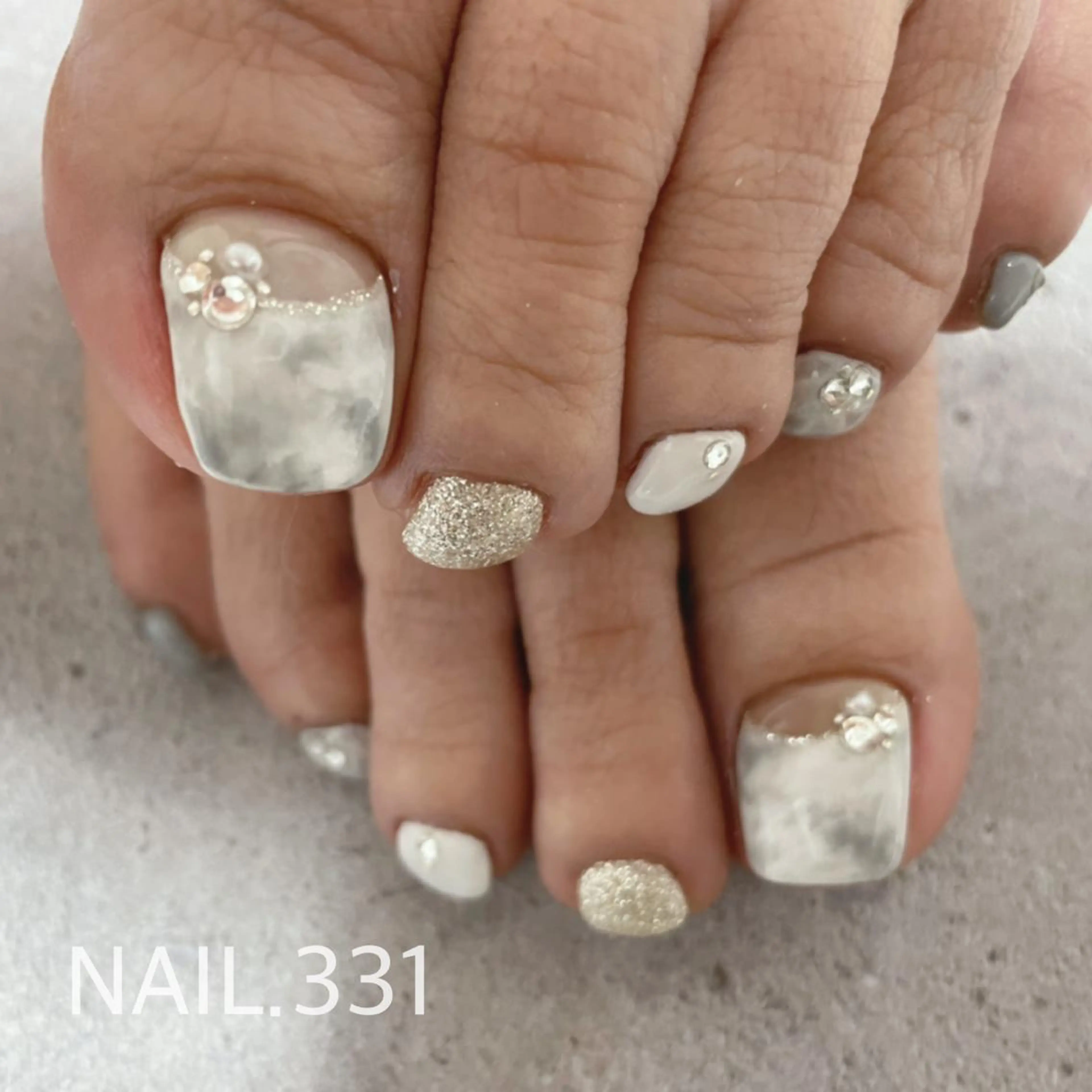 ネイル Nail 331のネイルデザイン