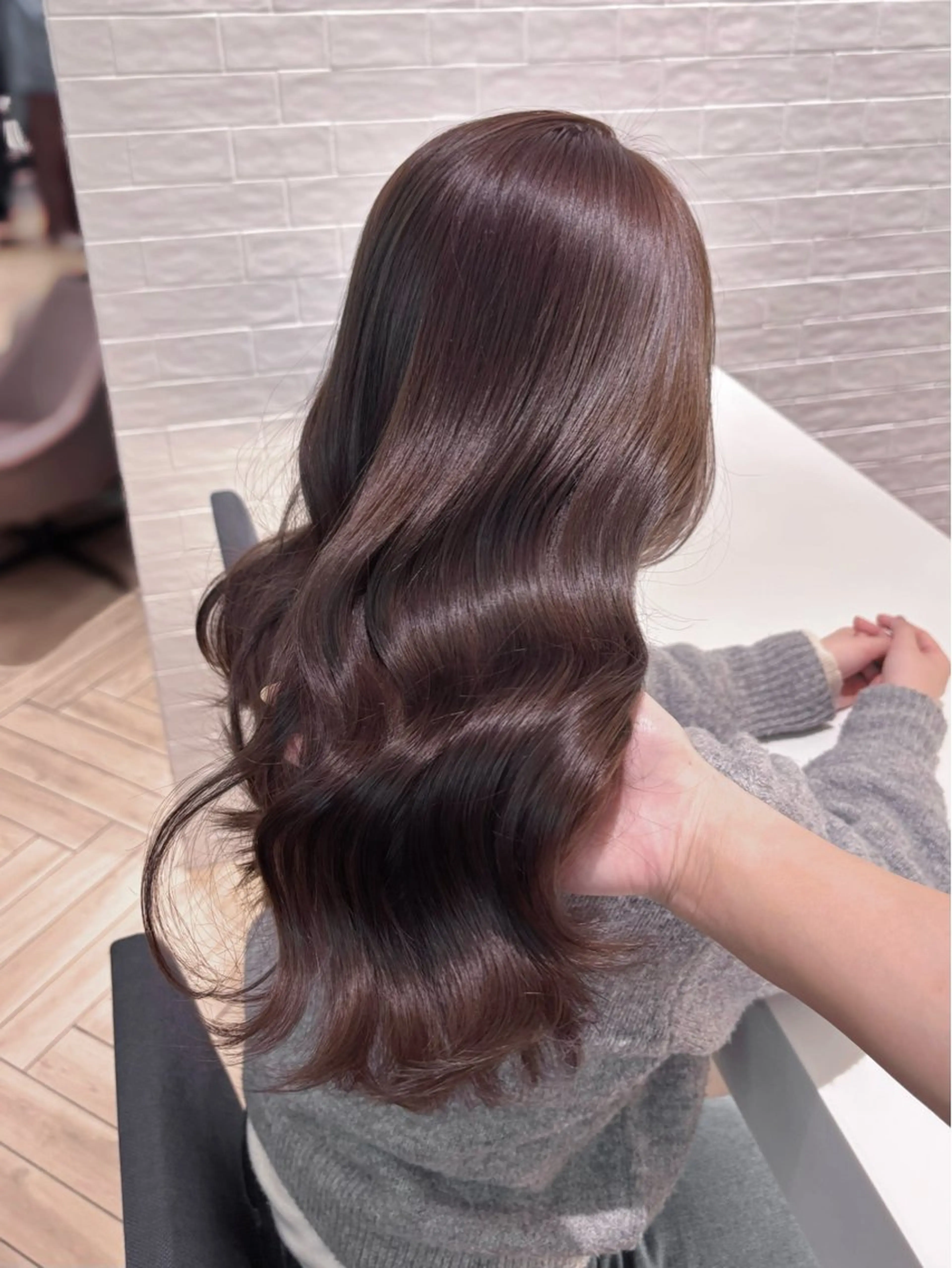 セミロング カラー ブリーチ ブラウンカラー ラベンダーカラー ラベンダーブラウン ブリーチなしカラー ヘアカラー トリートメント 銀座/韓国レイヤー/ 艶カラー🍓原田侑依のヘアスタイル