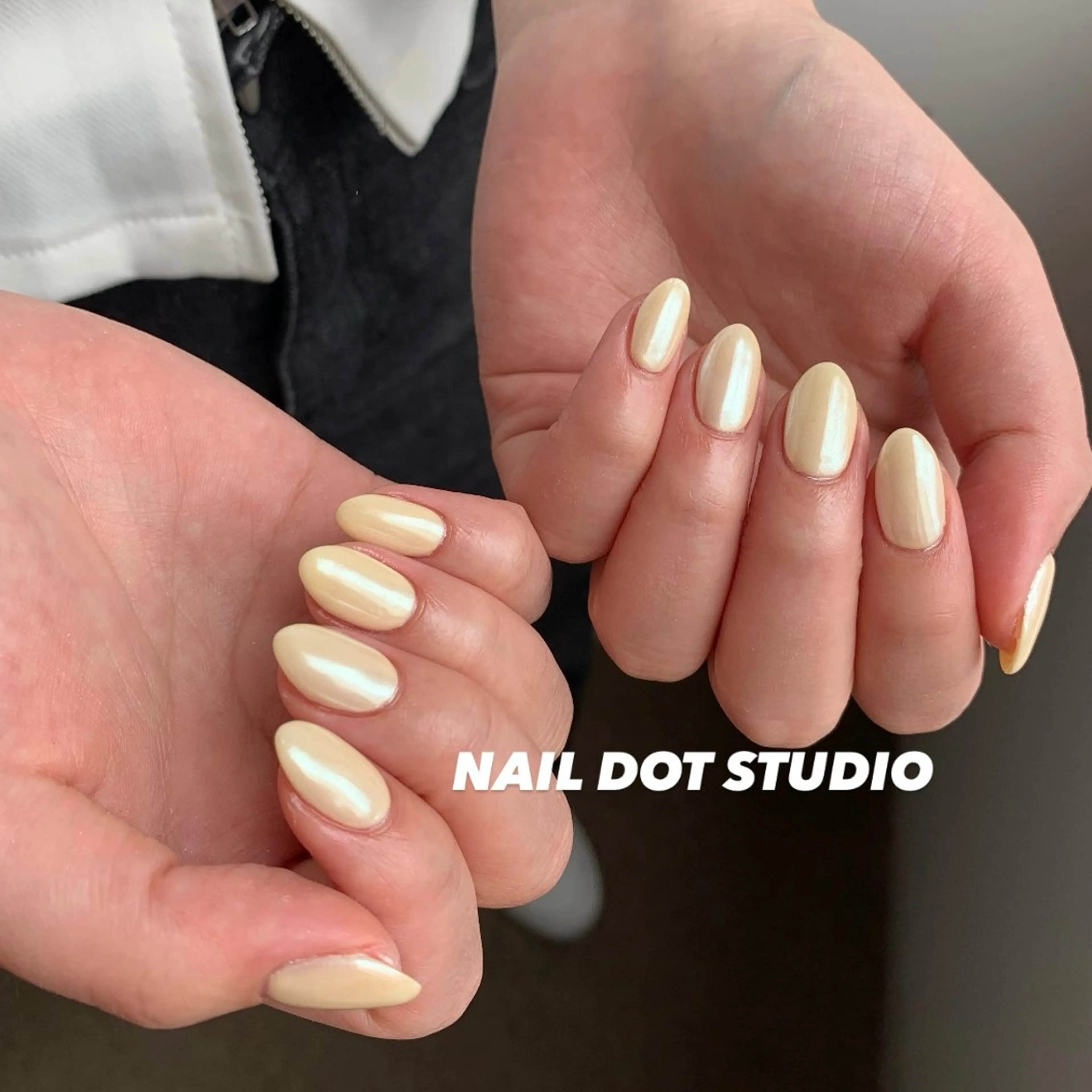 ネイル オーロラネイル ホワイト NAIL DOT STUDIO堺筋本町のネイルデザイン