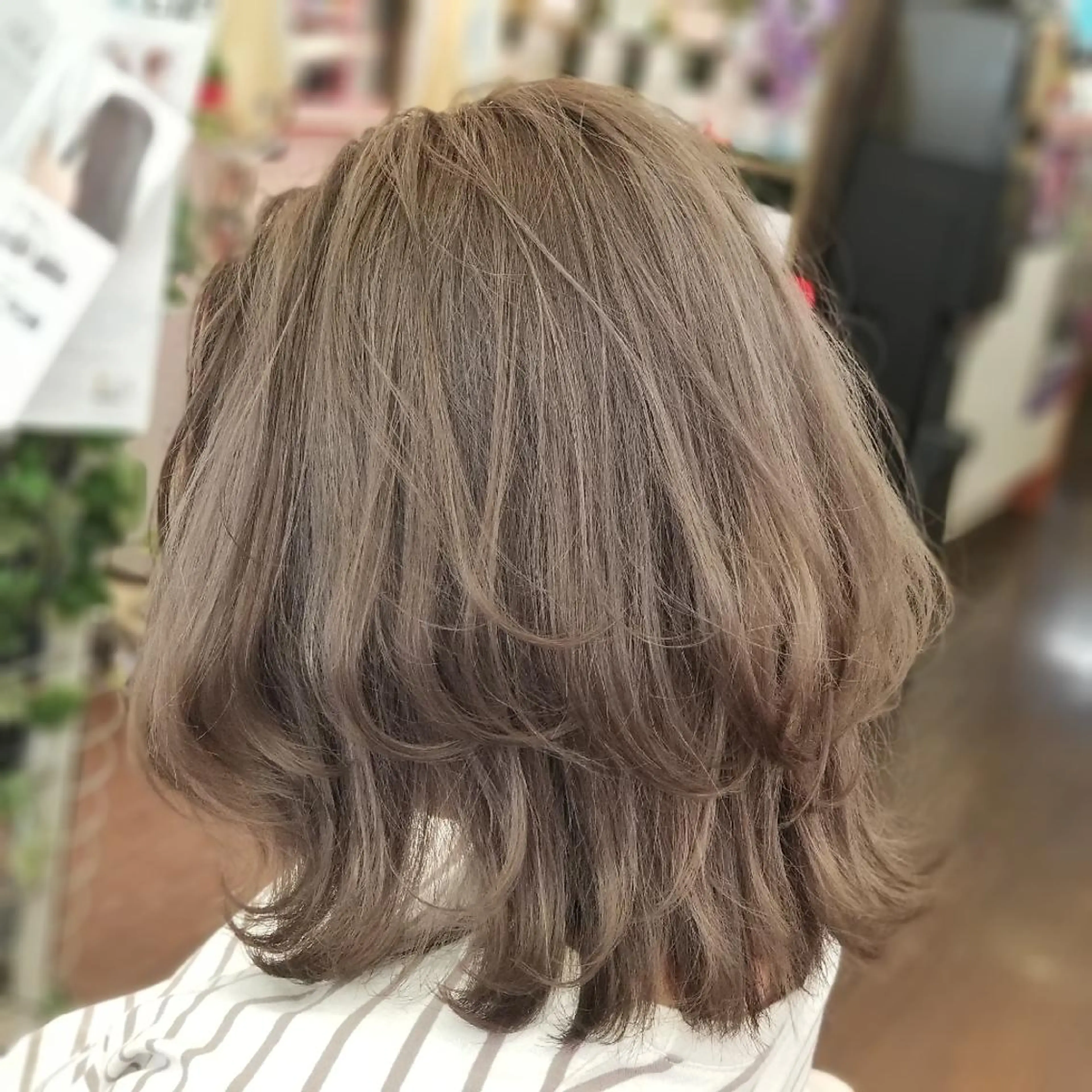 ミディアム 植田 /エクステ /ブリーチ/髪質改善のヘアスタイル