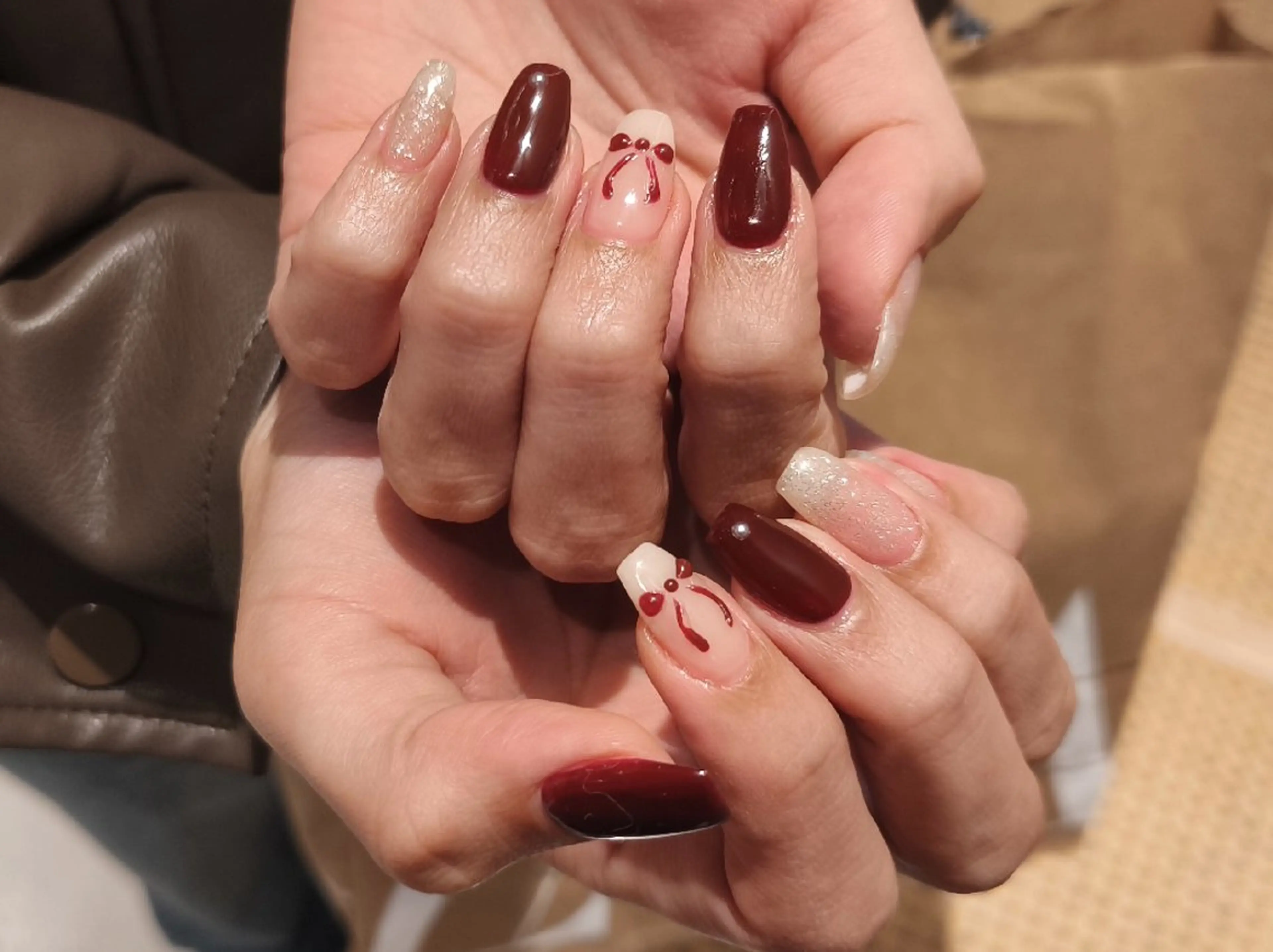 ネイル 冬ネイル クリスマス ハンドネイル salon Noirのネイルデザイン