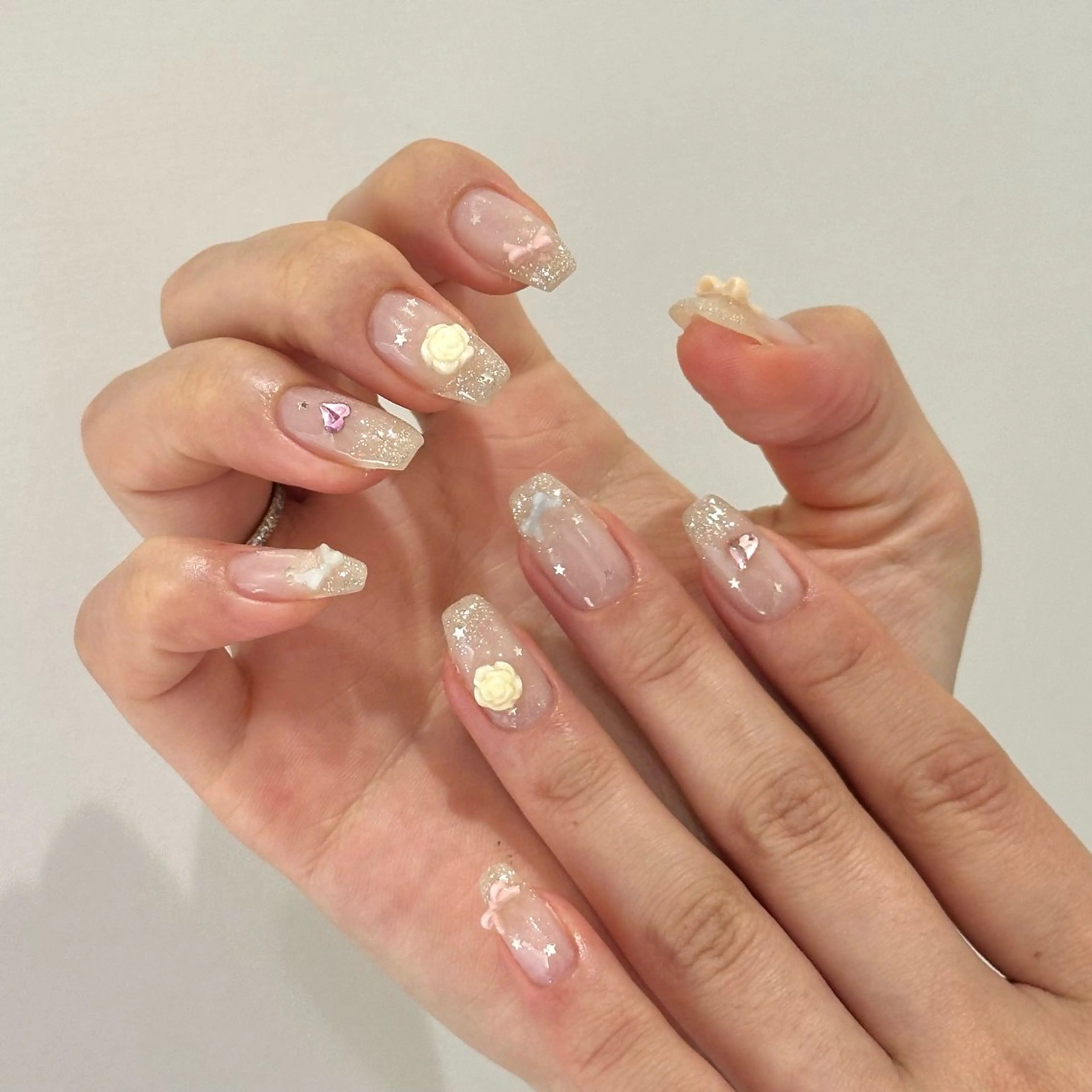 ネイル ハンドネイル reika .のネイルデザイン