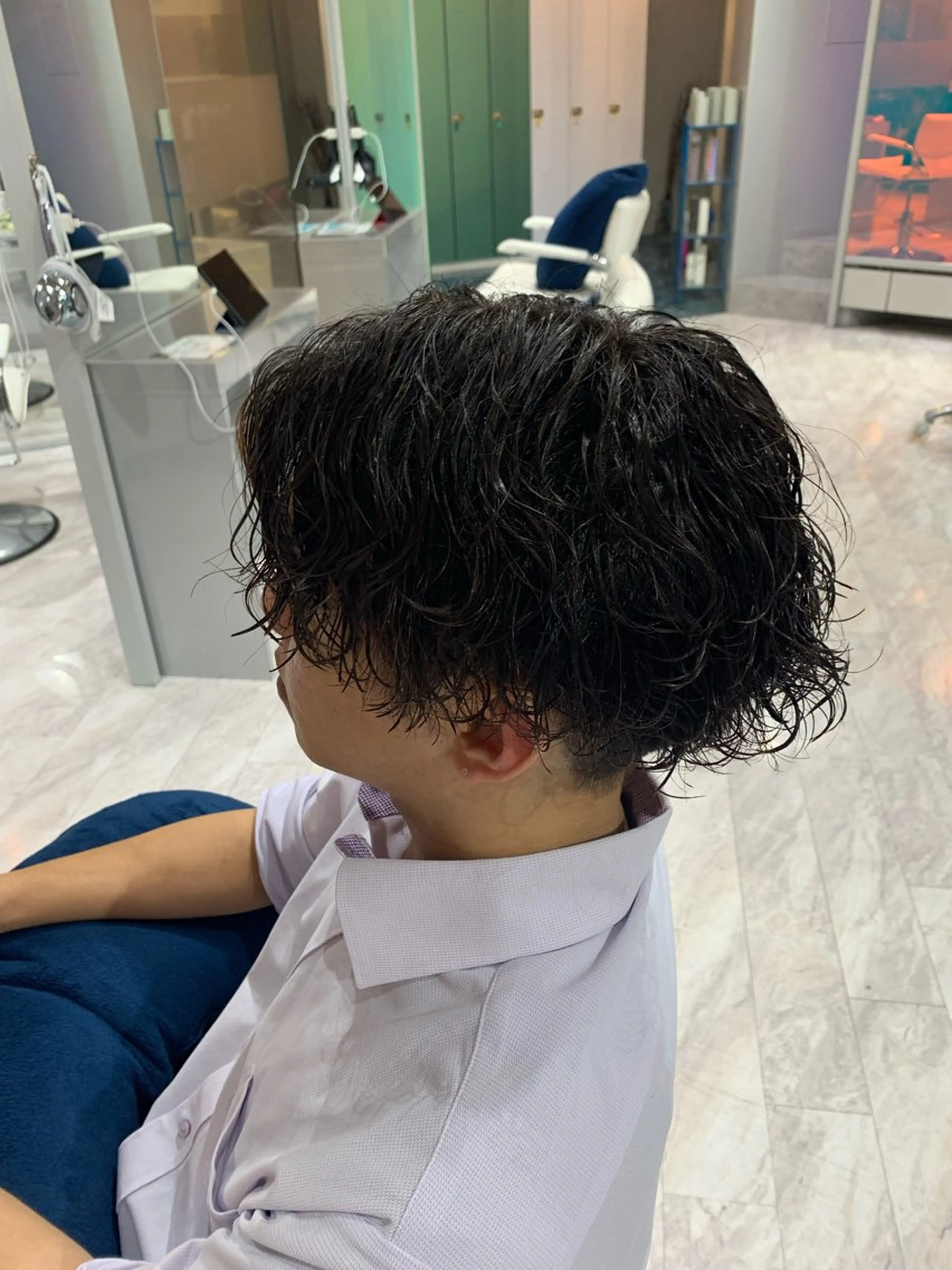 ミディアム パーマ メンズ/レイヤー/ 高田優のヘアスタイル