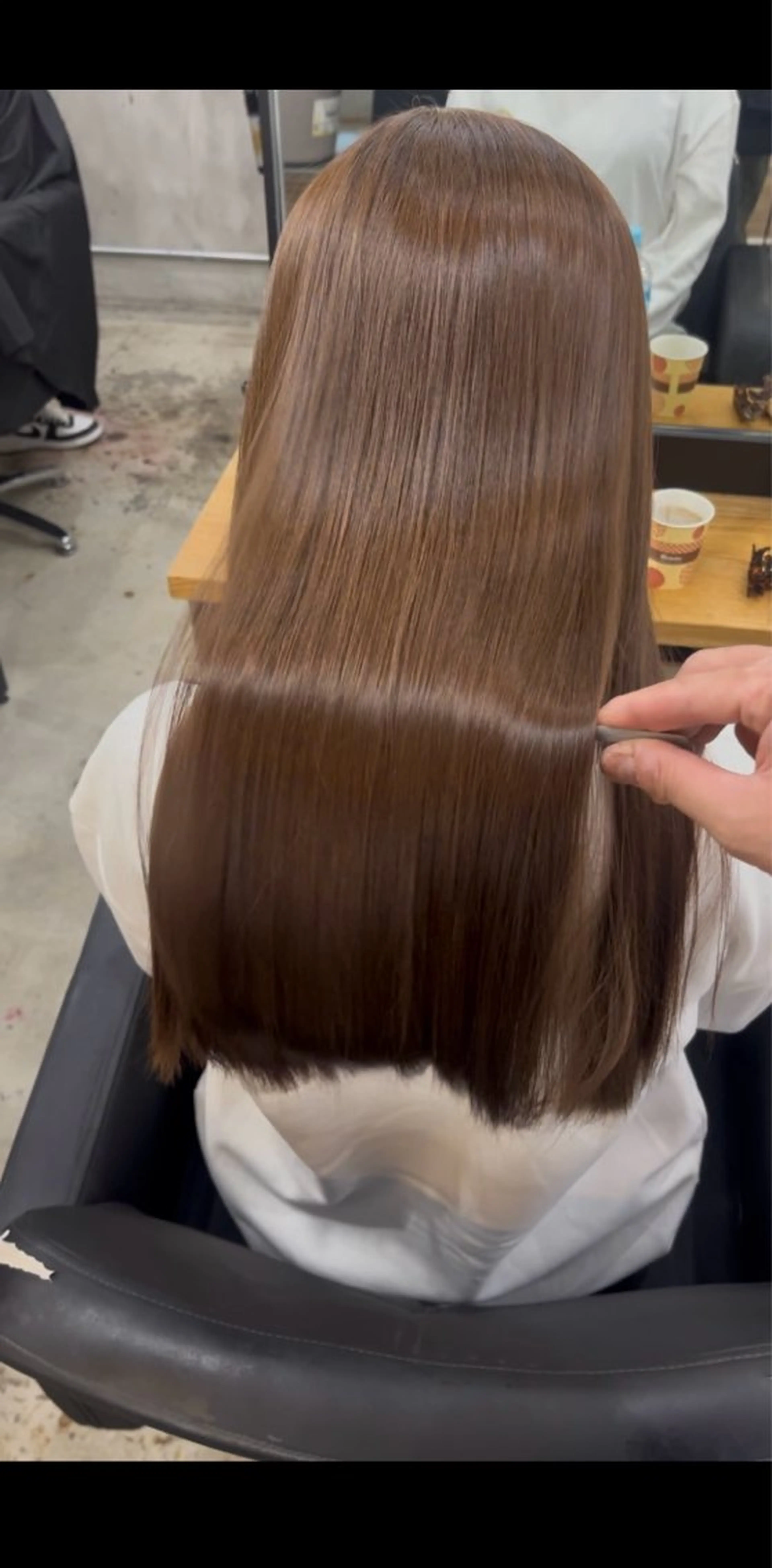 ロング カラー パーマ 縮毛矯正 とうだだいき レイヤーカットのヘアスタイル