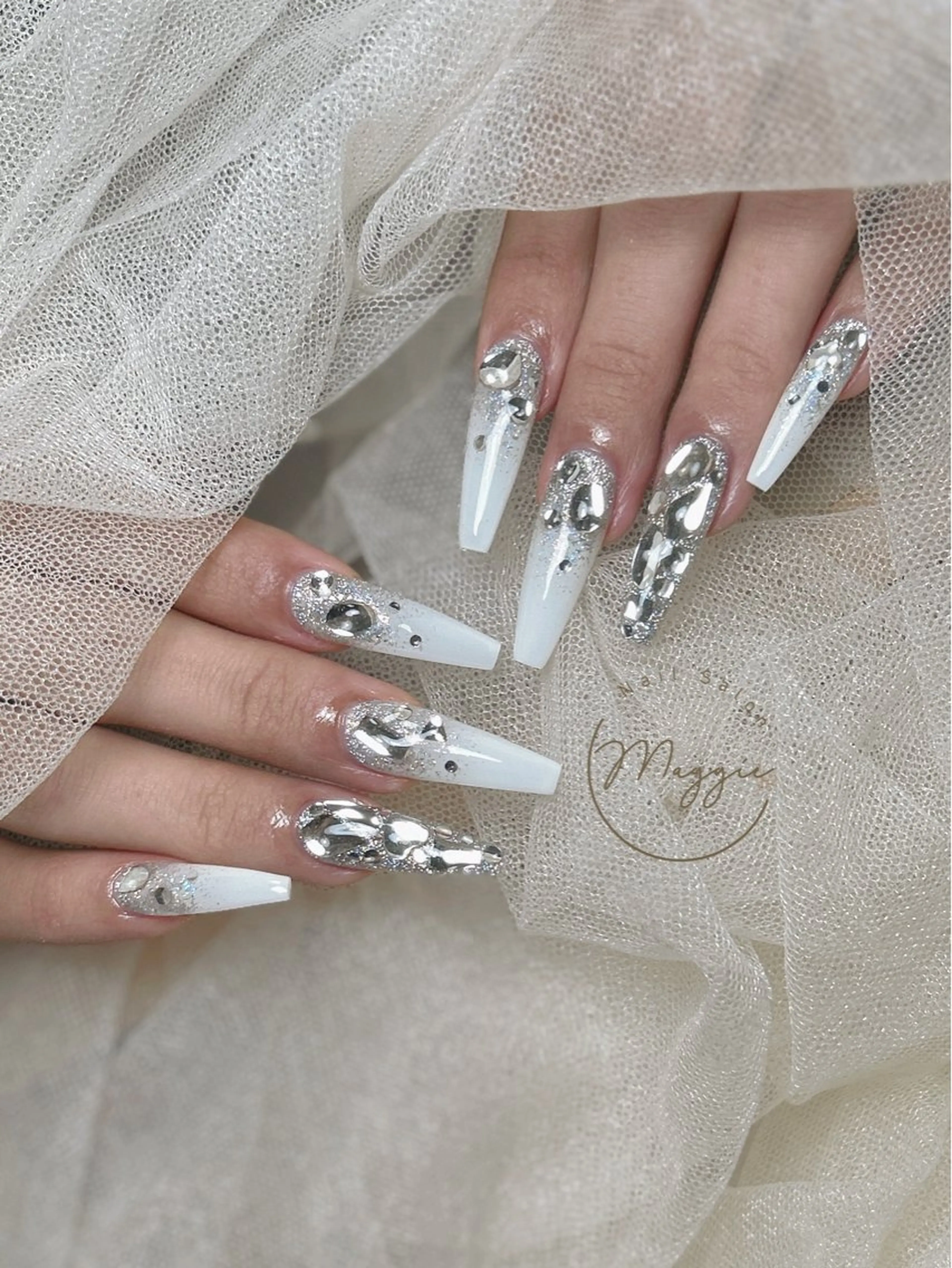 ネイル Maggie Nail🦩のネイルデザイン
