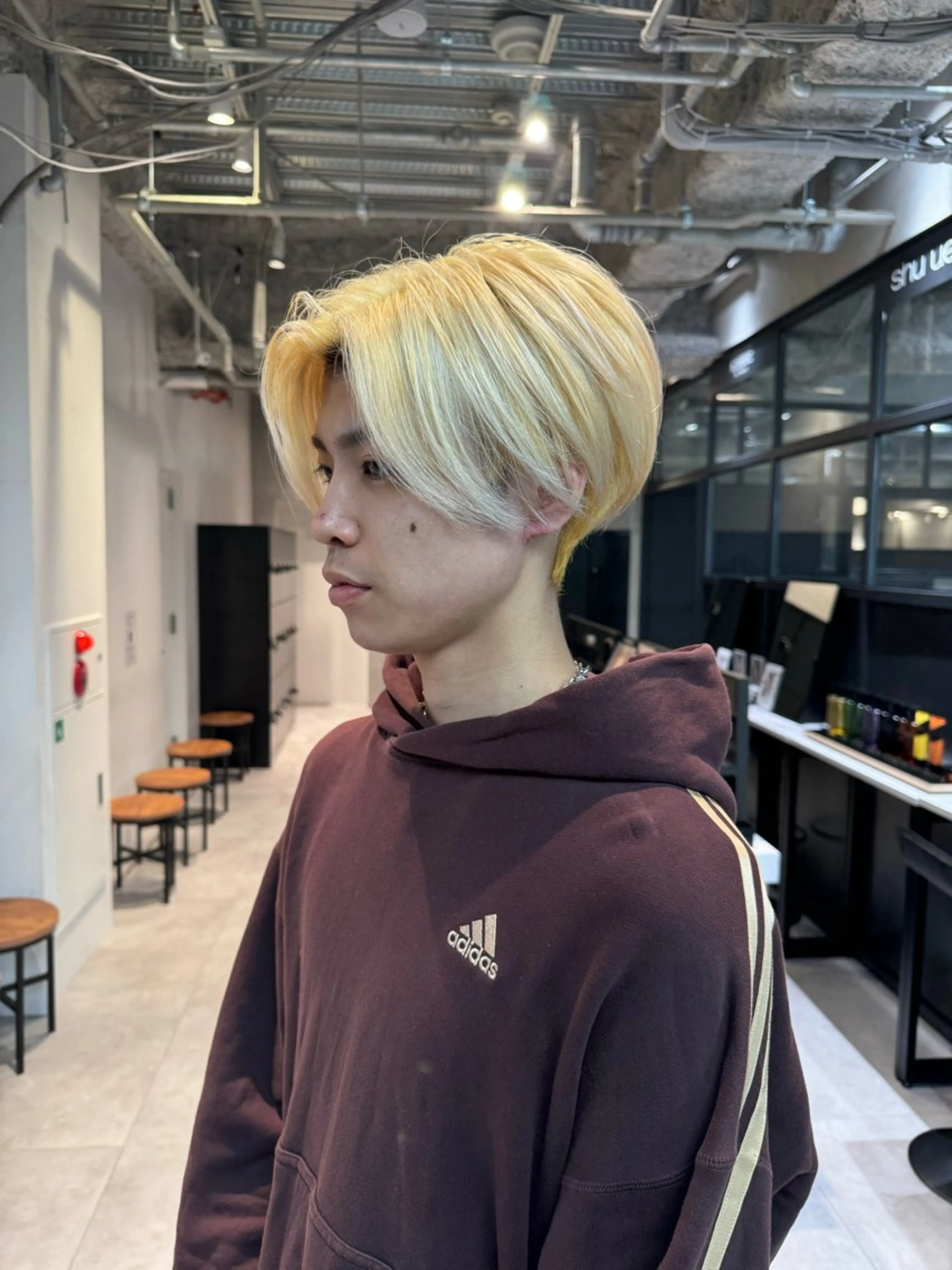 カラー メンズ 抜きっぱなしブロンド ブロンド ヘアカラー 【似合わせカラー】 西口嶺河のヘアスタイル