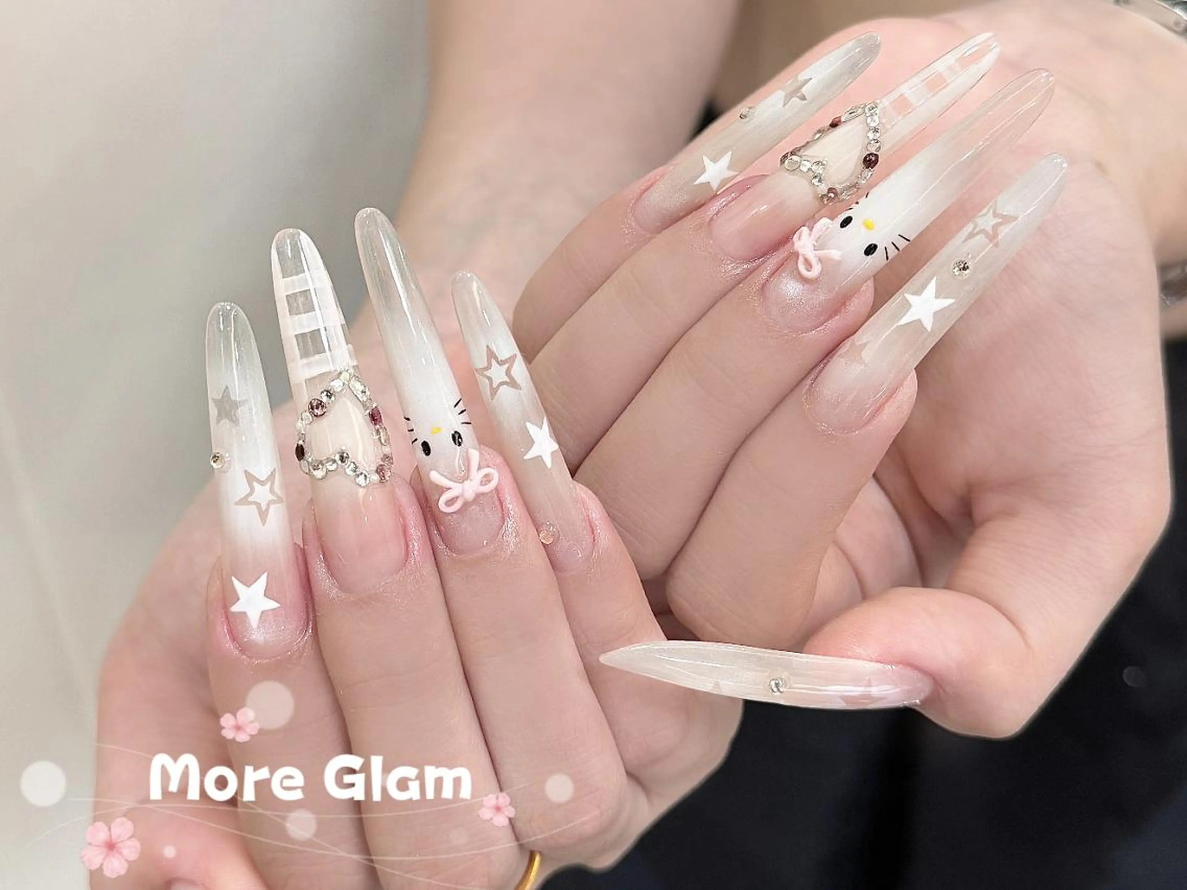 ネイル フットネイル フレンチネイル ジェルネイル ガラスフレンチ 韓国ネイル MoreGlam ネイルのネイルデザイン