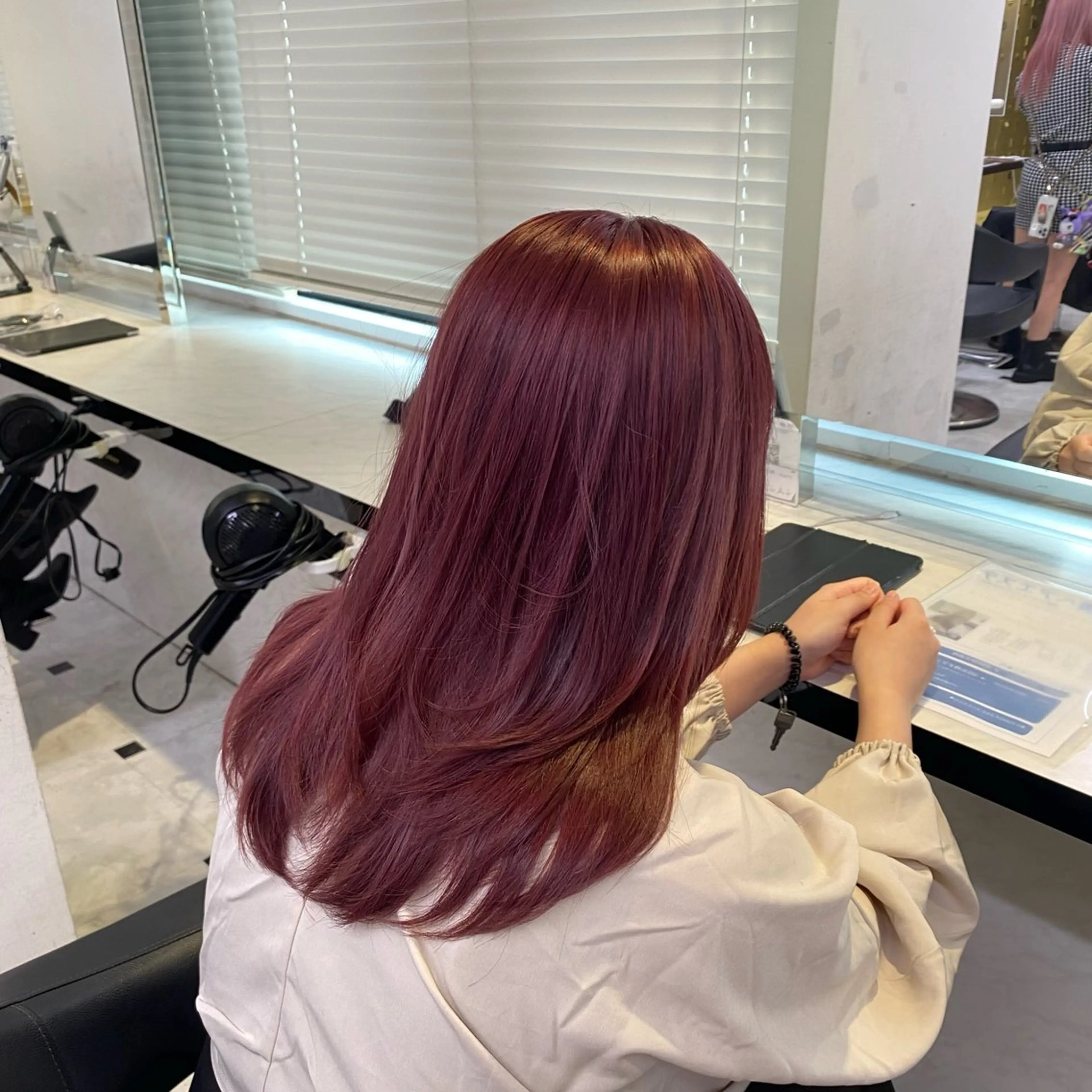 ミディアム カラー ブリーチ ブラウンカラー ラベンダーカラー ピンクカラー ピンクブラウン ヘアカラー トリートメント ヘアセット 愛され暖色♥️モテ 艶髪♥️りなのヘアスタイル