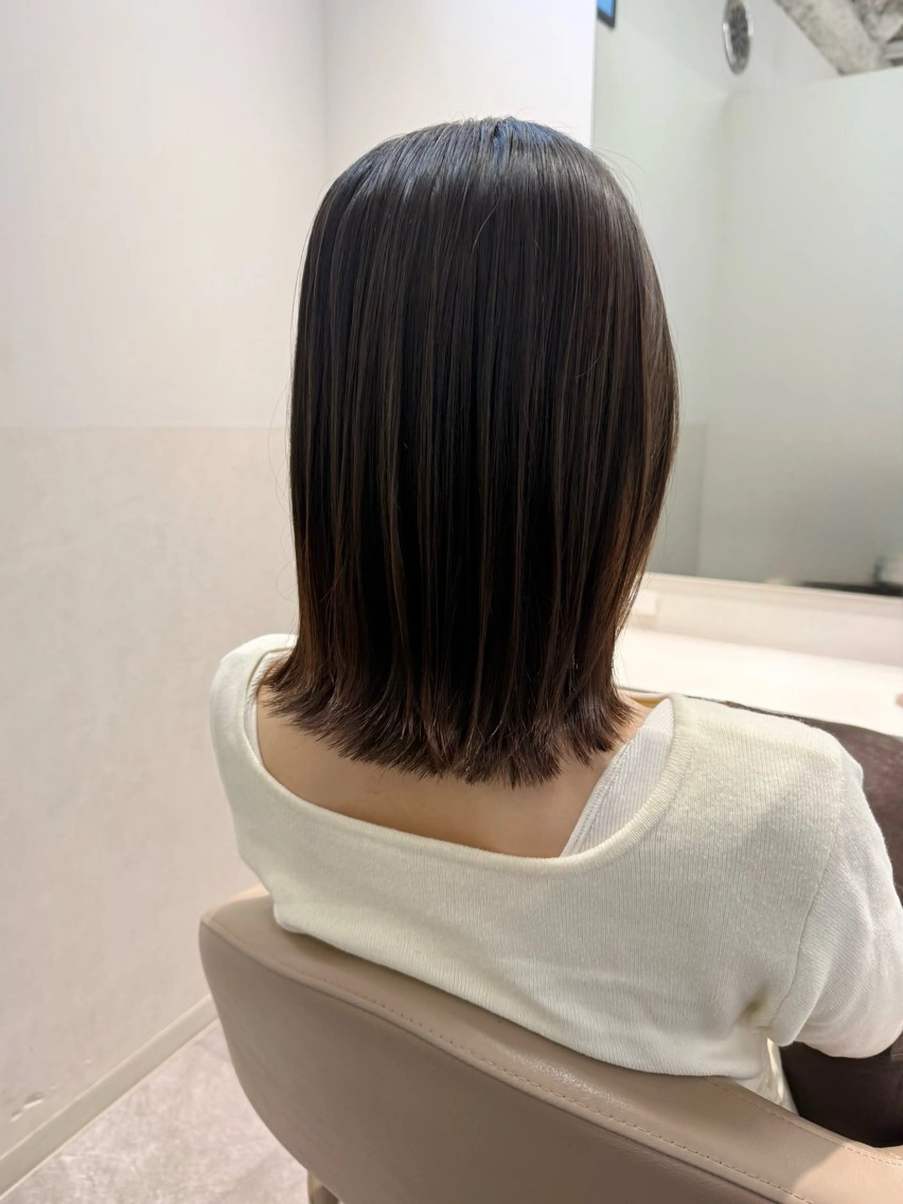 ミディアム カラー ハイライトカラー ボブ ハイライト 大人女性のショート 戸高昌紀のヘアスタイル