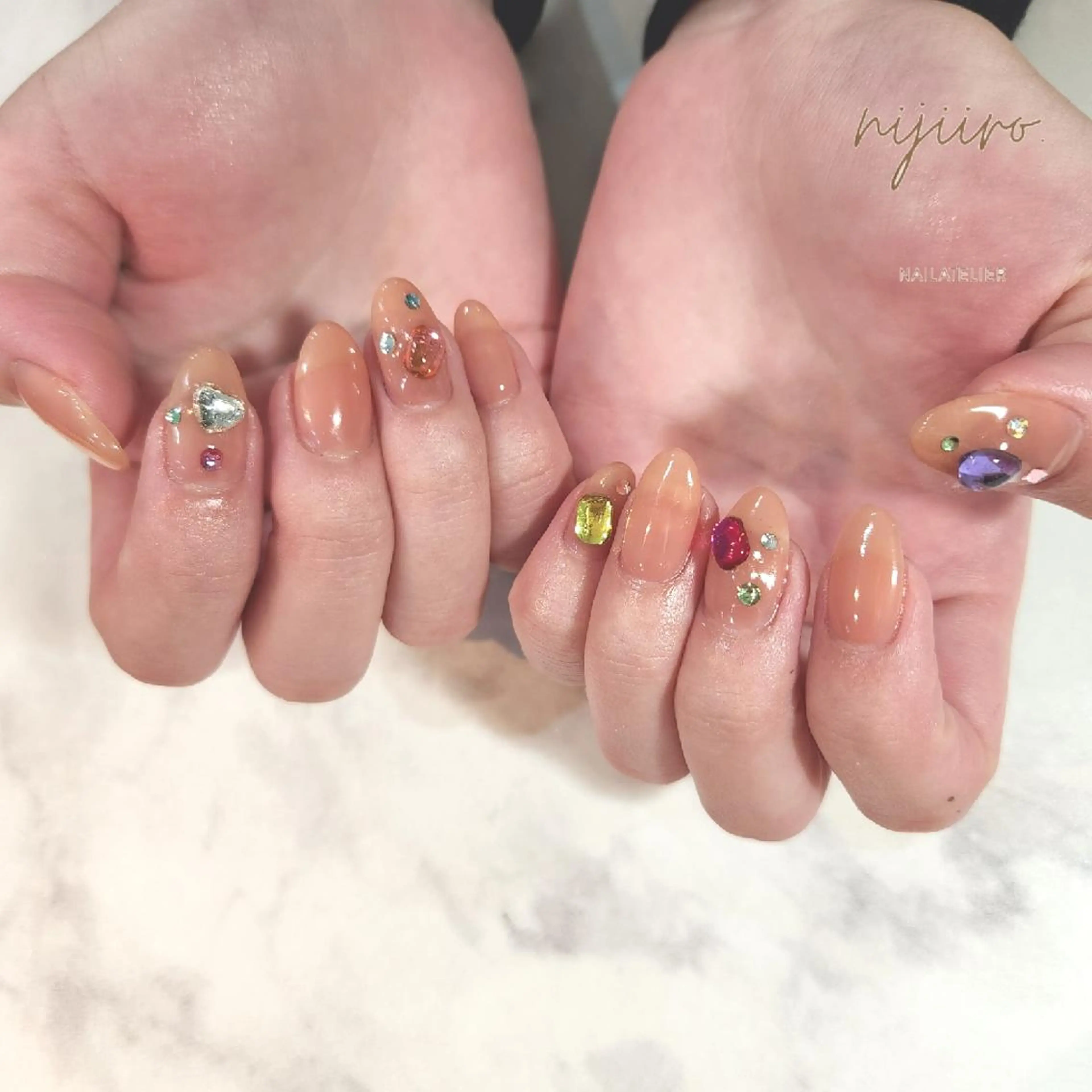 ネイル ハンドネイル nijiiro🌈 サトウのネイルデザイン