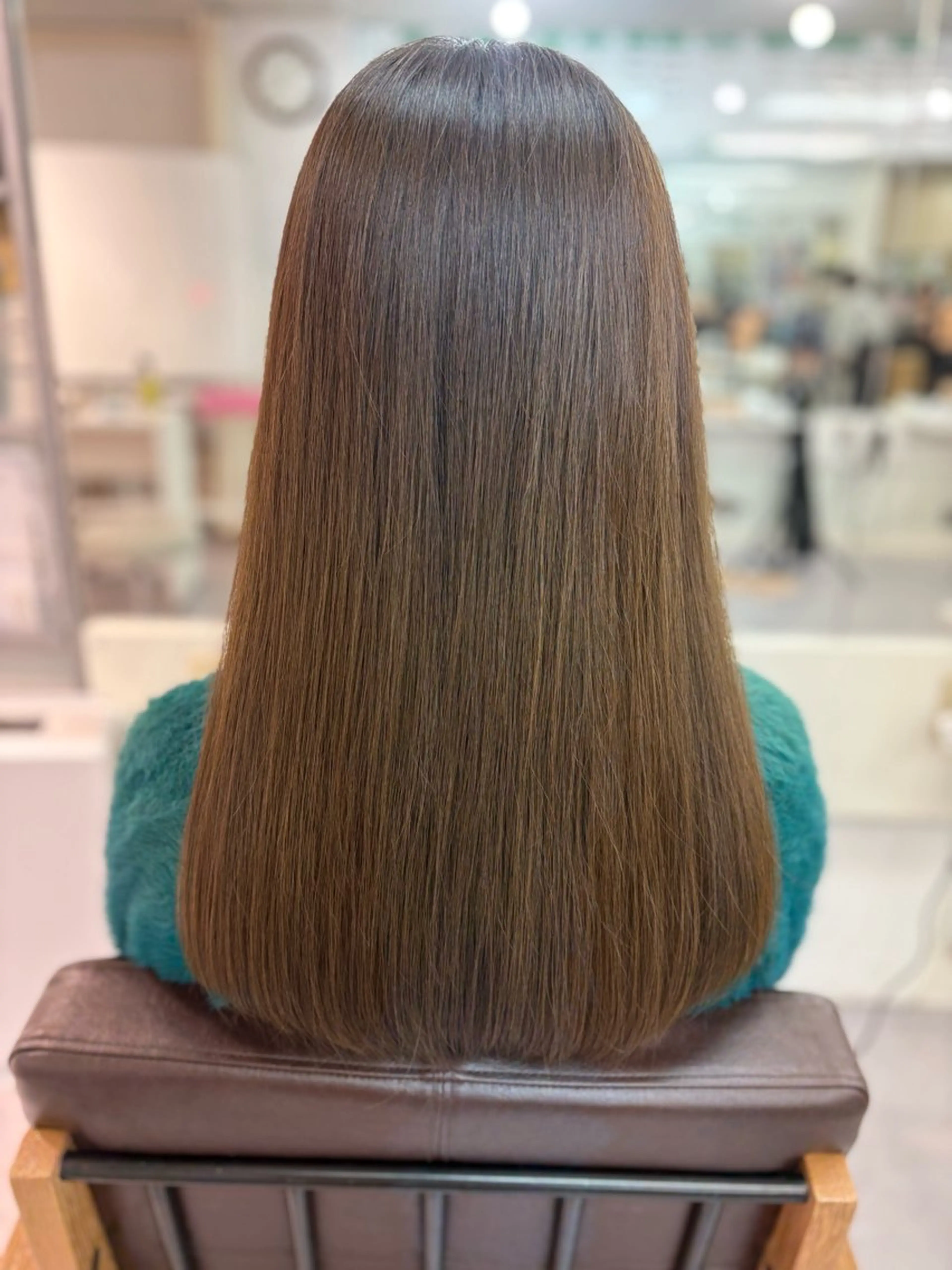 ロング カラー 透明感カラー オリーブカラー ヘアカラー 松山 彩香のヘアスタイル