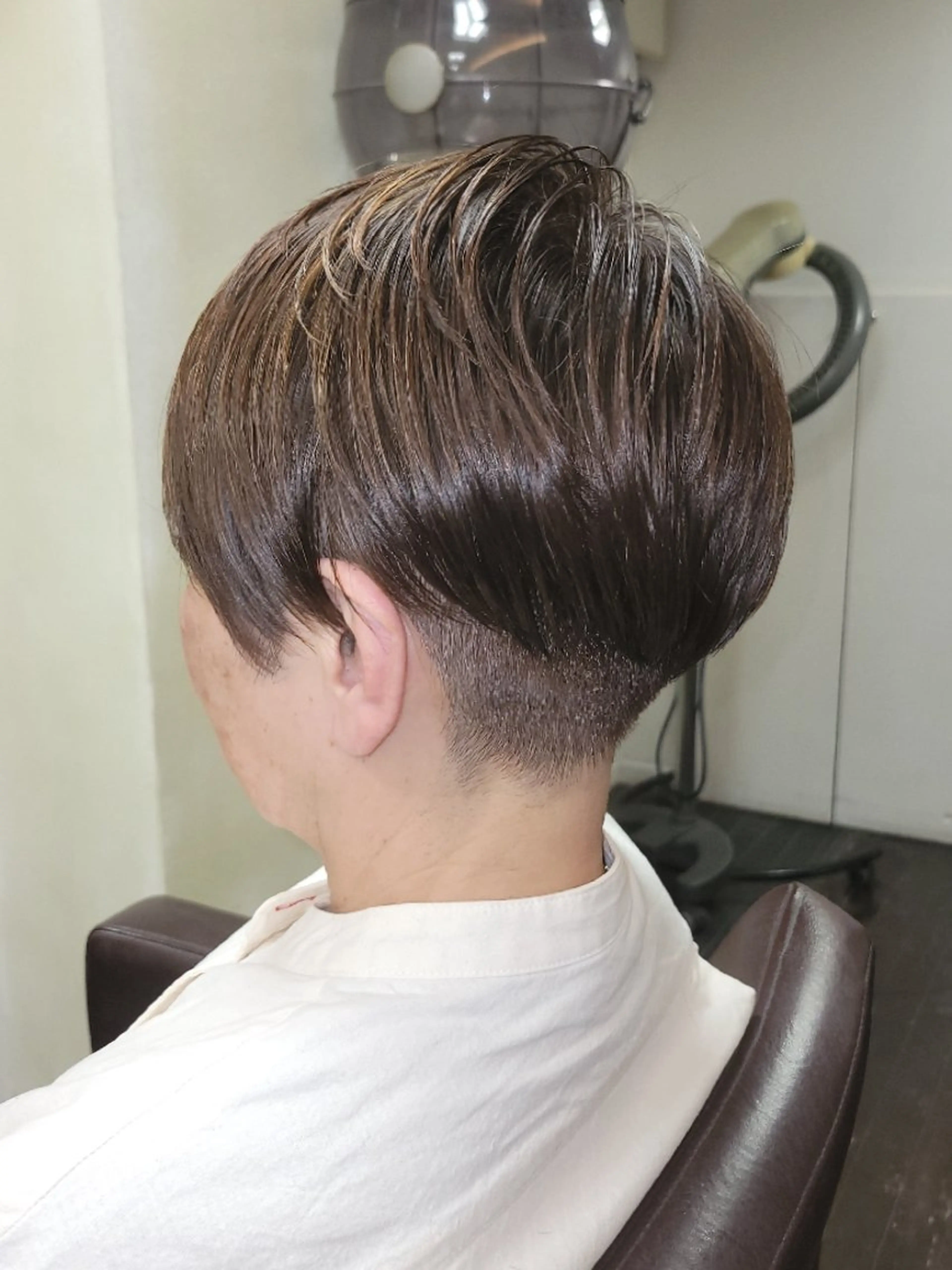 ショート ハイライト 似合わせカット ショートヘア カット ヘアカラー トリートメント 遠藤 史秋のヘアスタイル