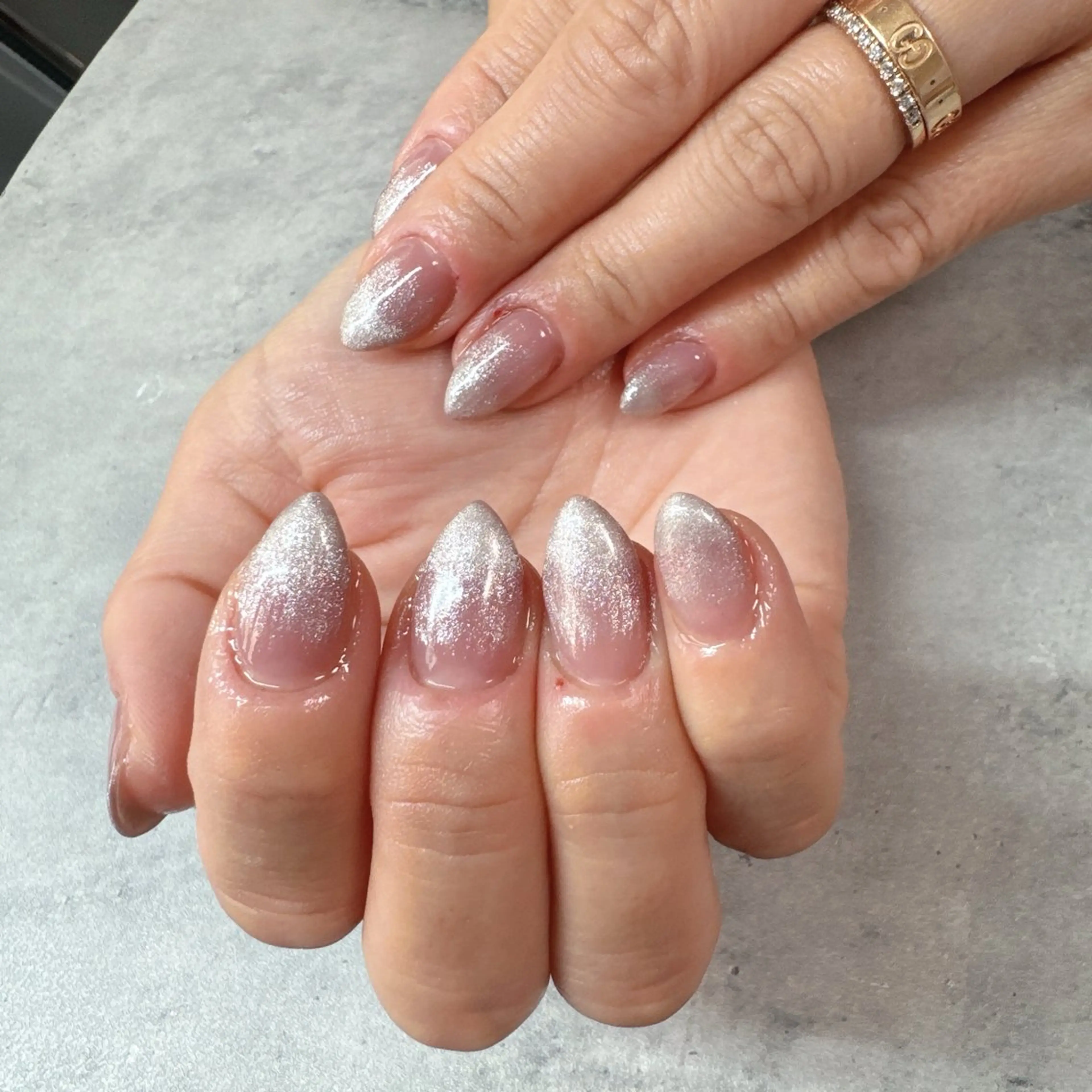 ネイル グラデーション N.plus NaiLのネイルデザイン